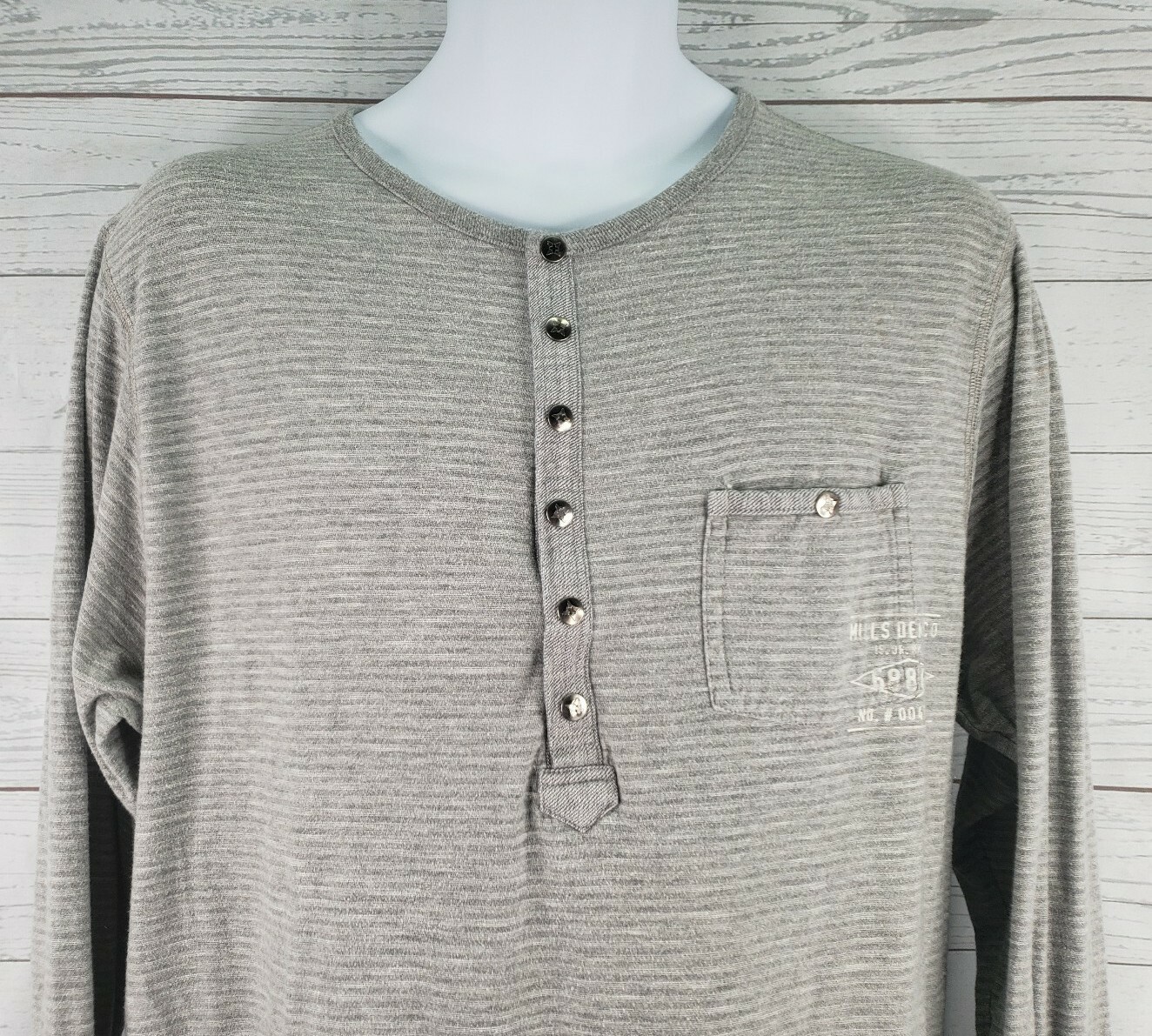 Buckle Black Label Henley Shirt Sz Large Gray Studded Button Pocket Long Sleeve gallery