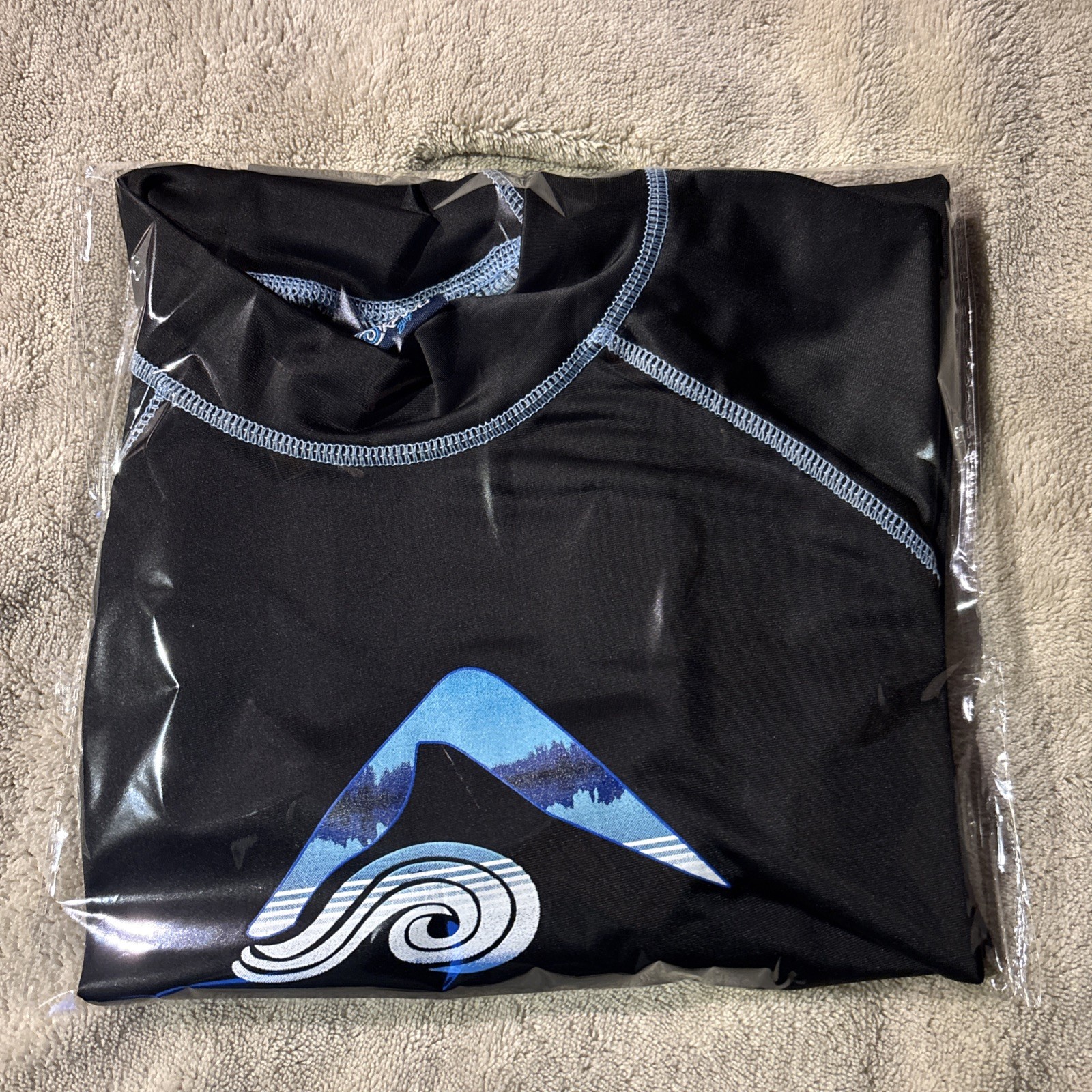 Kanu Surf UPF 50+ T-Shirt Mens Small Black Sun Protection Short Sleeve gallery