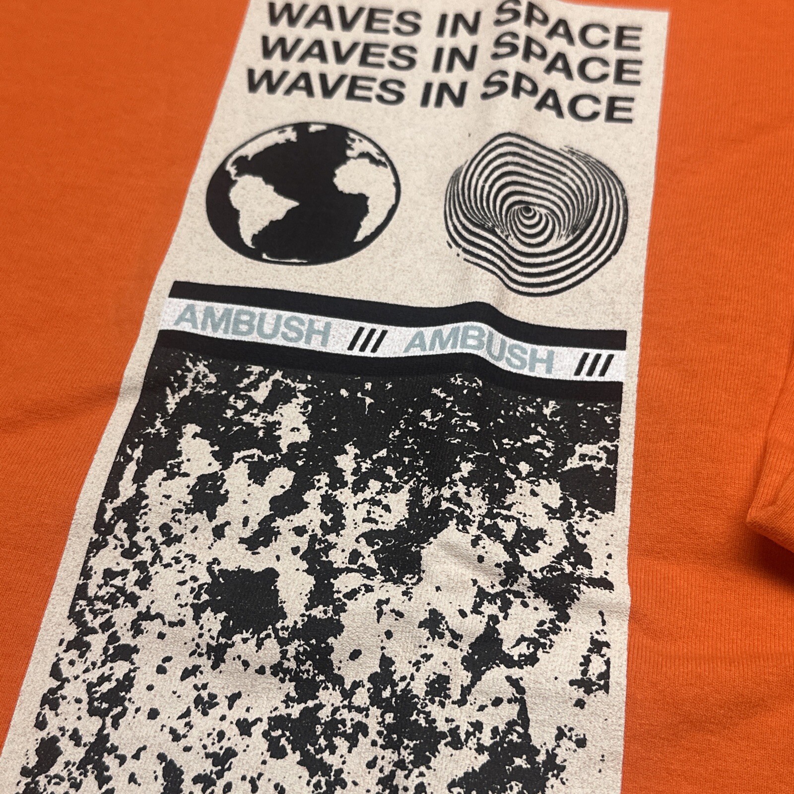 AMBUSH VISITOR LONG SLEEVED T-SHIRT WAVES IN SPACE ORANGE gallery