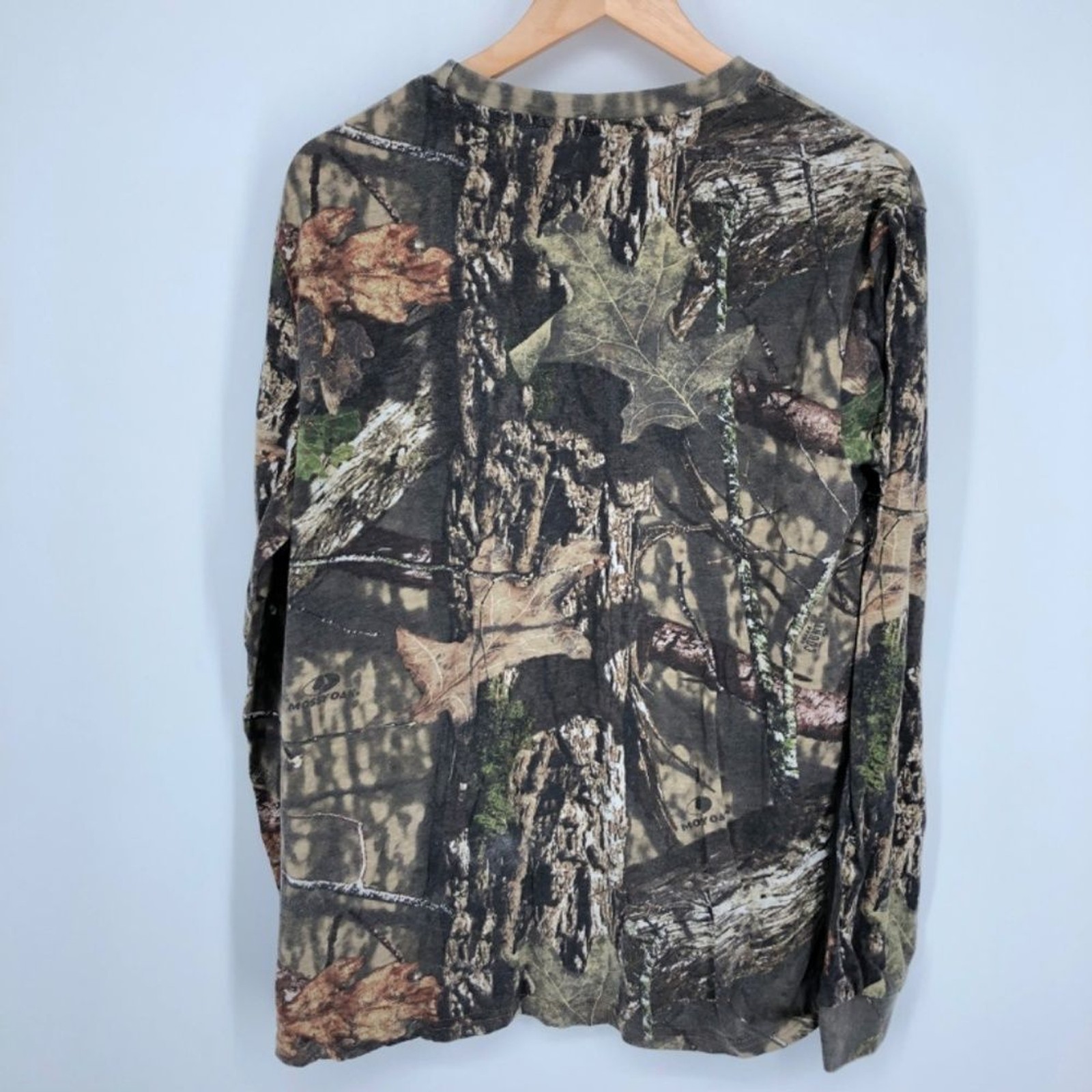 Mossy Oak by Staghorn Mens Tshirt Size Large Camo Long Sleeve Crewneck Hunting gallery
