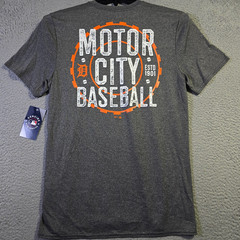 MLB Detroit Tigers Shirt Mens Medium Gray Baseball Outdoor Sports Motor City NWT