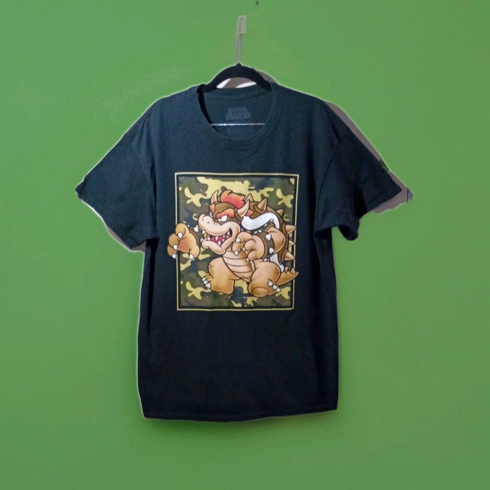 Super Mario Bowser Graphic Print Men’sFaded BlackShort Sleeve Crew NeckT-Shirt L