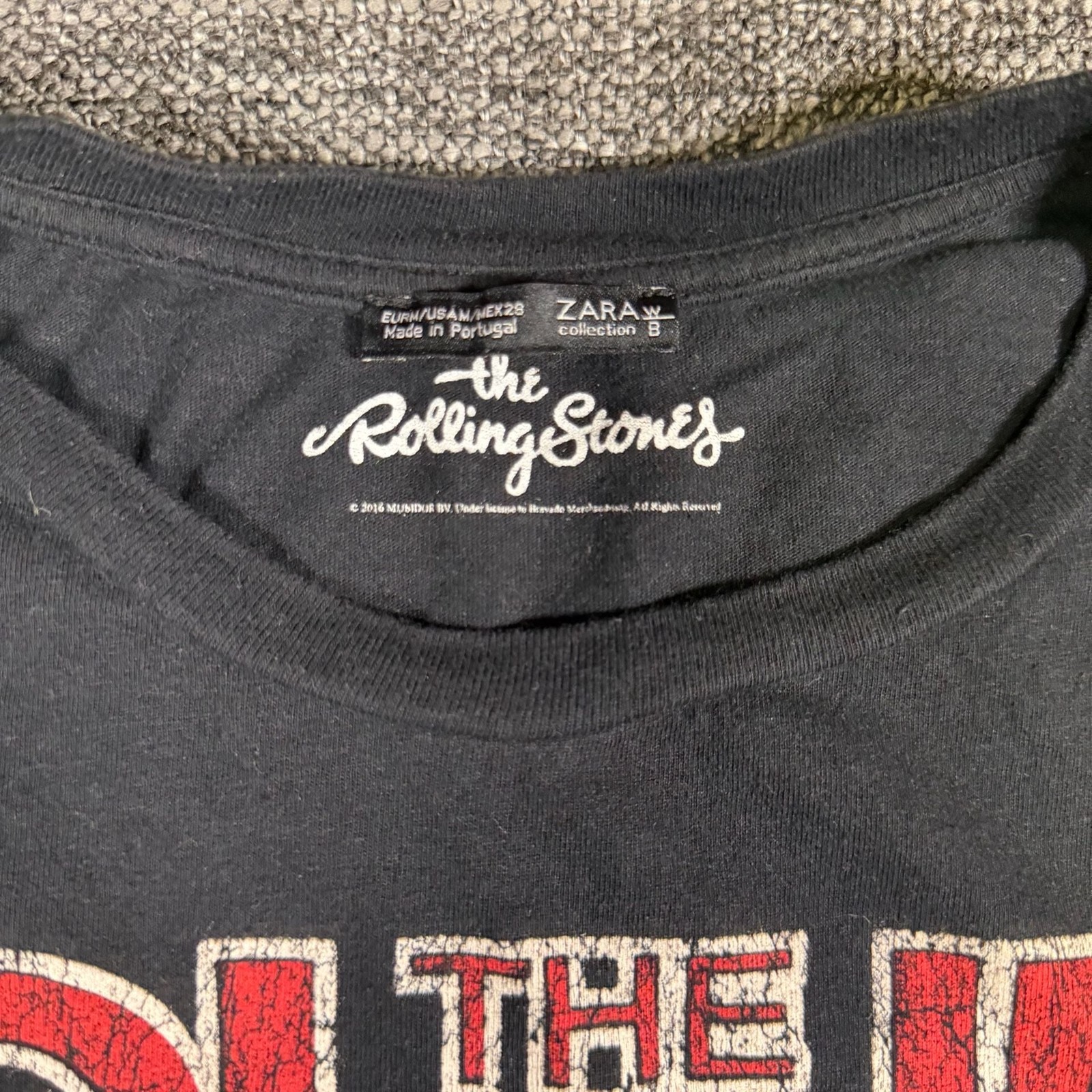 Zara The Rolling Stones 78 U.S. Tour Double Sided Graphic T-Shirt gallery