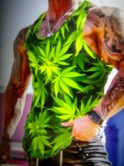 Cannibas deep green leaf size XL 42 chest Pot-Leaf Unisex Sleveless shirt