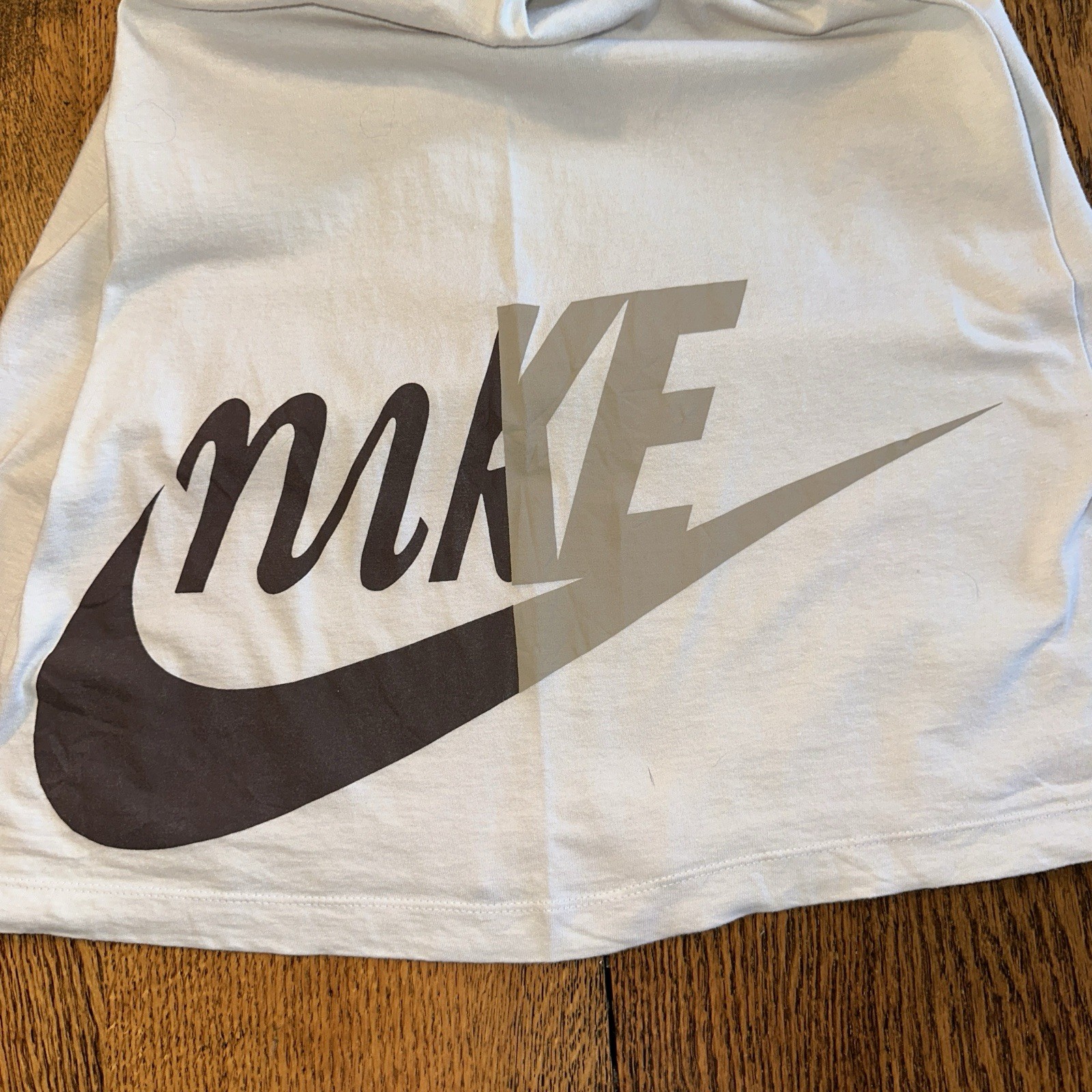 Nike Mens Graphic T Shirt Longline Medium Wraparound Split Logo Tan Swoosh Tee gallery