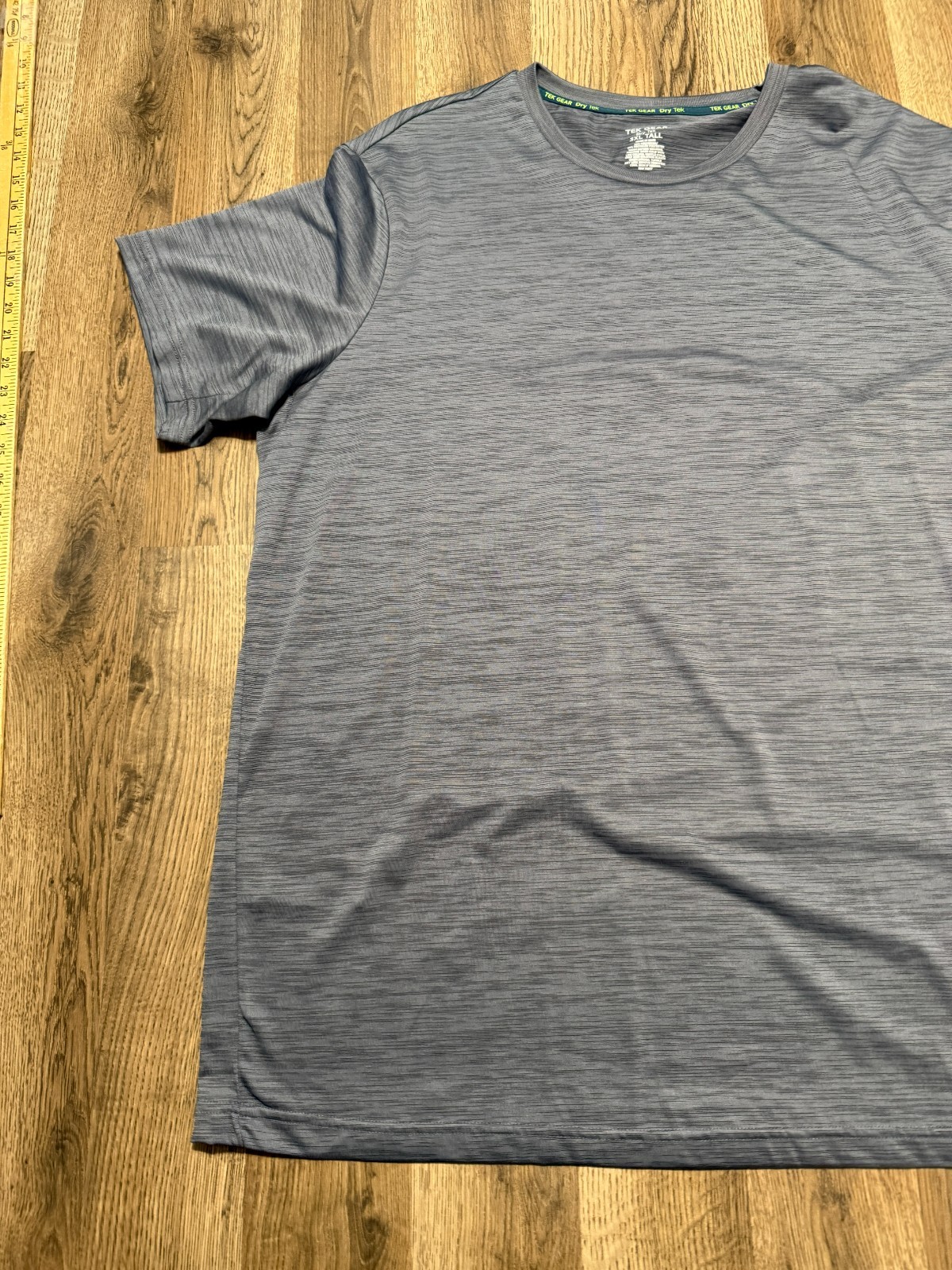 Tek Gear Shirt Men's Size 3XL Gray Athletic Wear Dry Tek Crewneck Short Sleeve gallery