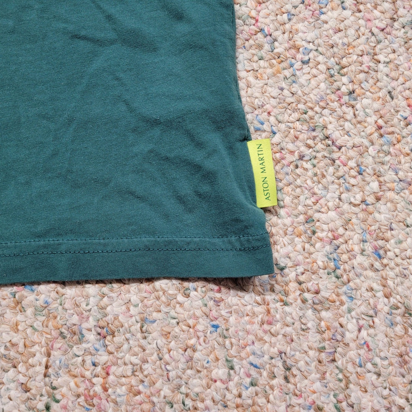 Aston Martin T-Shirt Mens Medium Green Sebastian Vettel SV5 F1 Formula One Team gallery