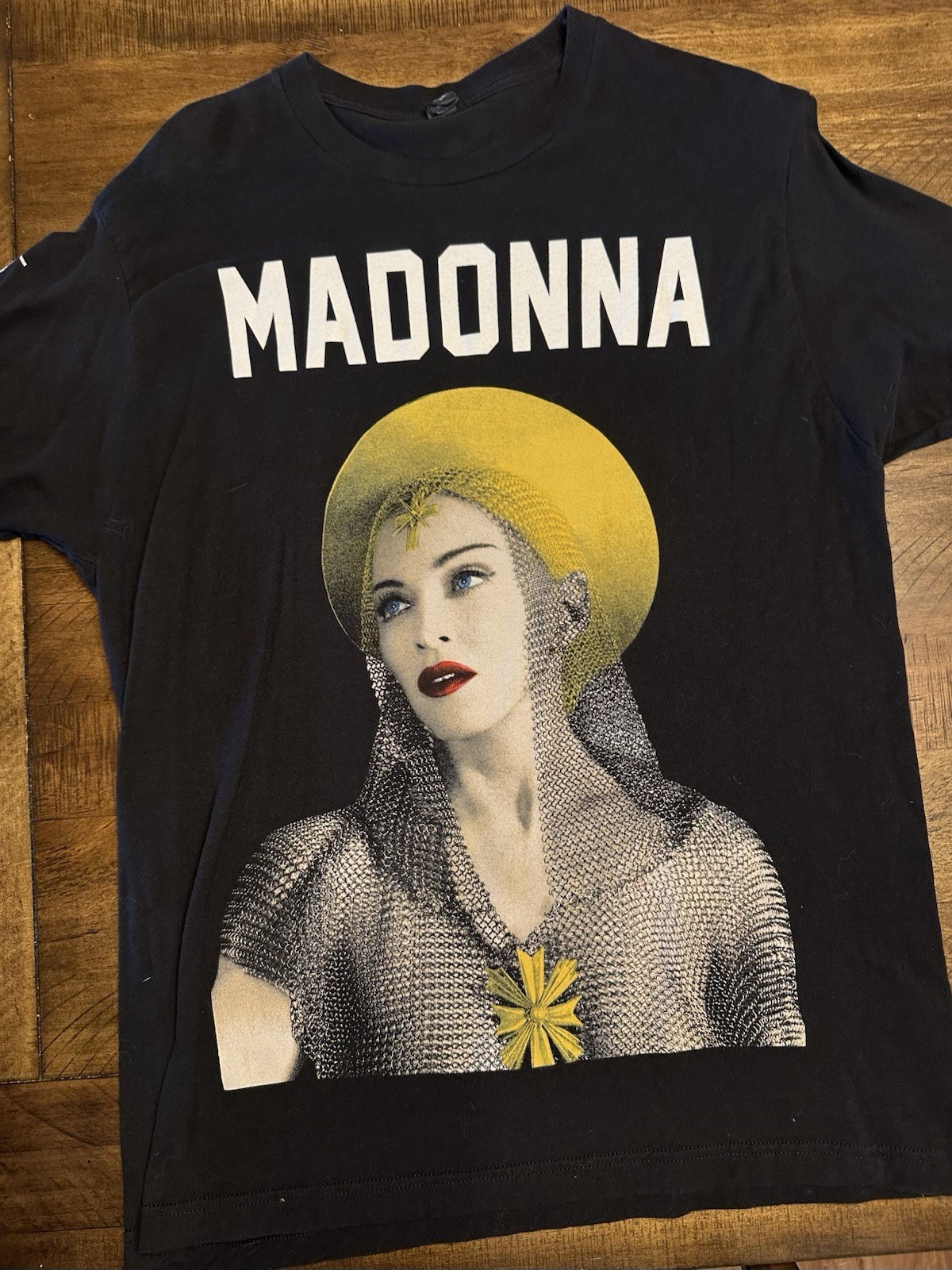 Men’s Madonna Graphic Print T-Shirt L from The Rebel Heart Tour