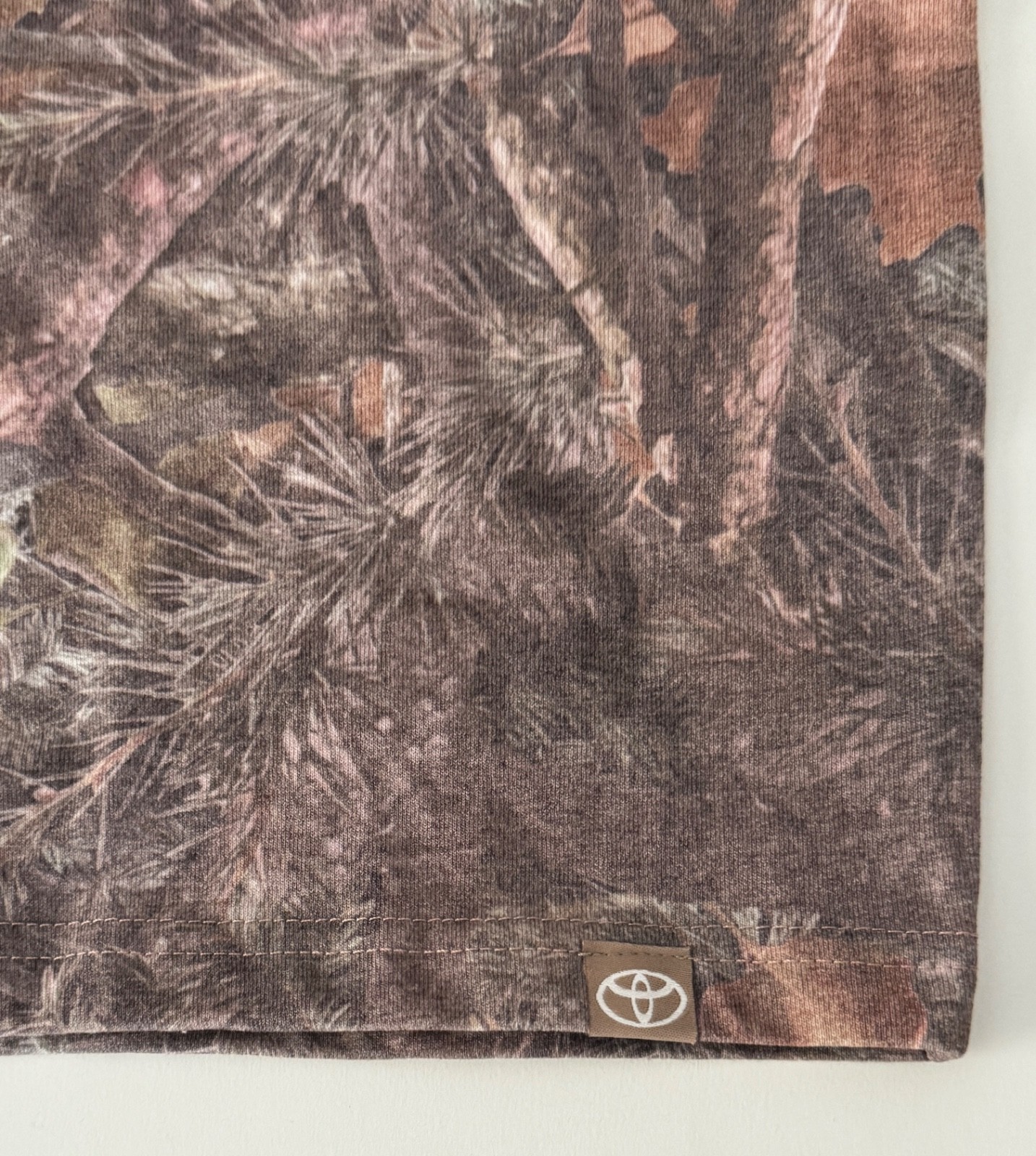Official Licensed TOYOTA Camouflage Camo Crew T-Shirt (Men’s Large) New With Tag gallery