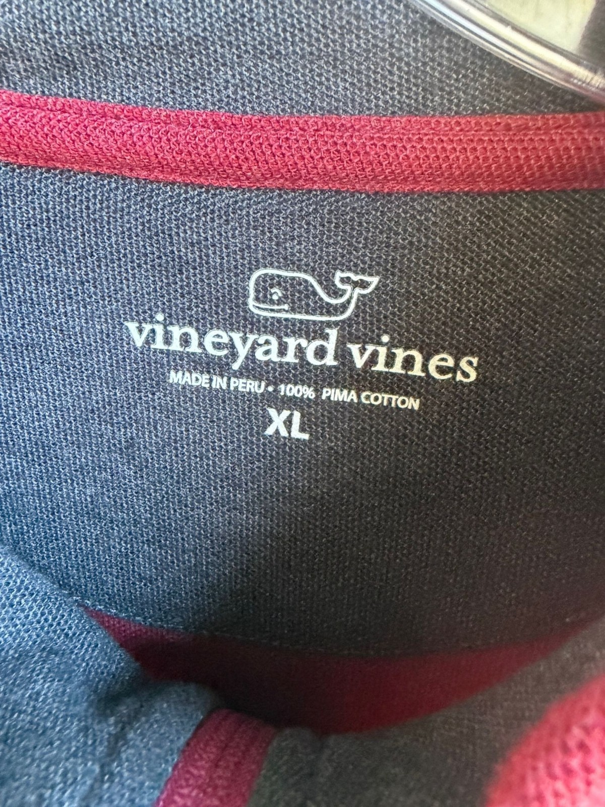 Vineyard Vines 100% Cotton Long Sleeve 1/4 Zip Burgundy Shirt Men's Size XL gallery