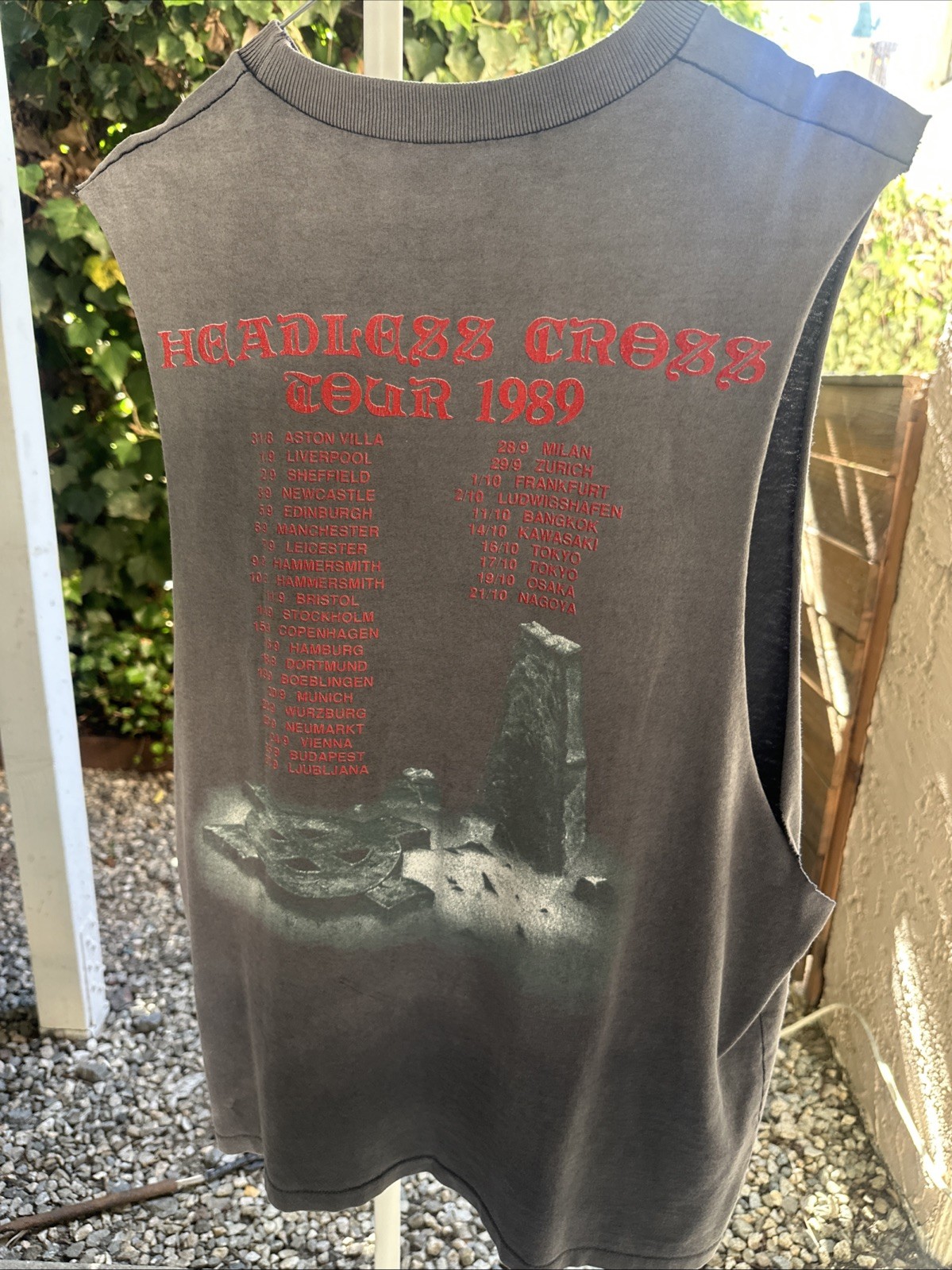 Black Sabbath 1989 Headless Cross Tour T-Shirt Size XL Single Stitch - Fader! gallery