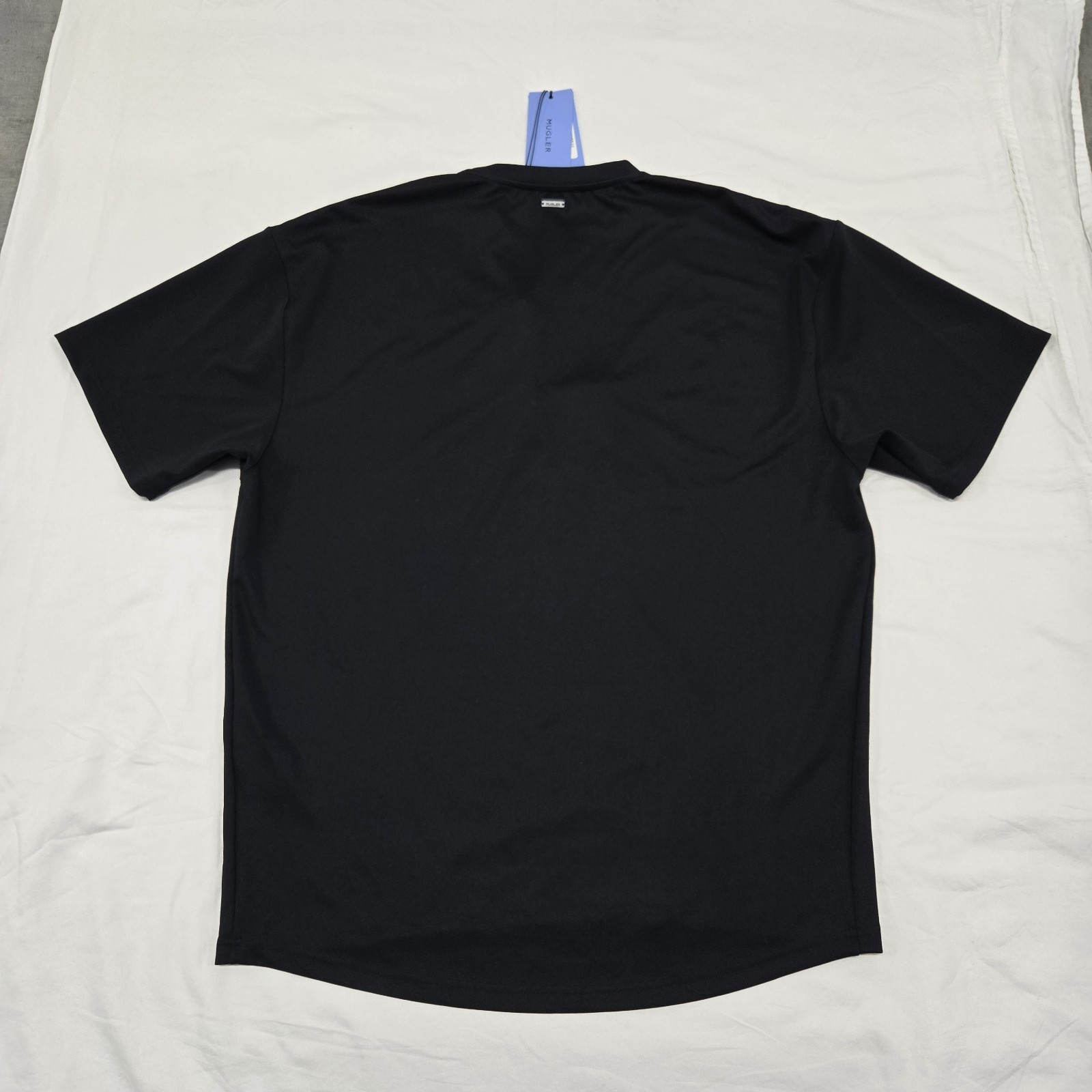NWT Size MEDIUM Men's Mugler Black Star Oversized T-Shirt Cut-Out $515 Retail gallery