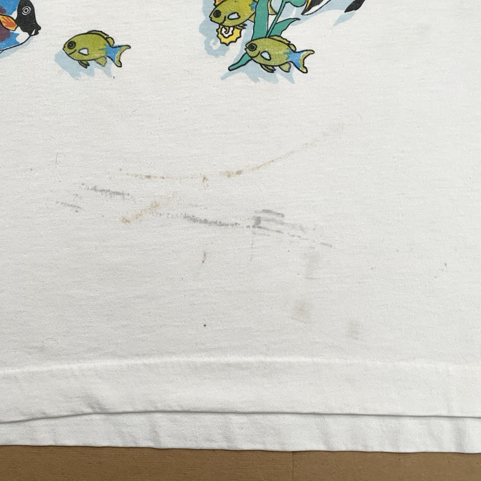 Vintage 90s All Over Fish Print Tropical Cozumel Mexico T-Shirt Distressed gallery