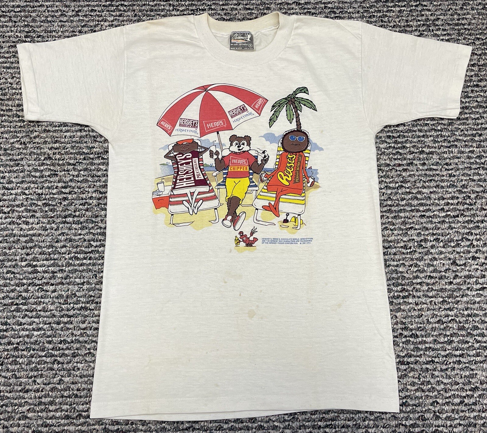 Vintage Hershey Chocolate T-Shirt Adult Small Candy 90s Short Sleeve Beach USA
