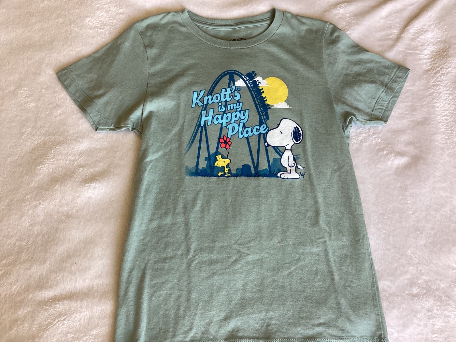 Snoopy Knott’s is My Happy Place T-Shirt Youth Medium knotts berry farms tshirt
