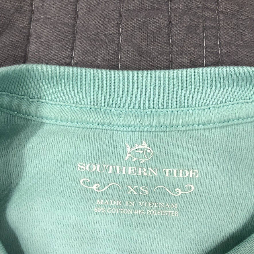 Southern Tide T Shirt Men XS Blue Jeep Graphic Beach Fish Coastal Outdoor Boat gallery