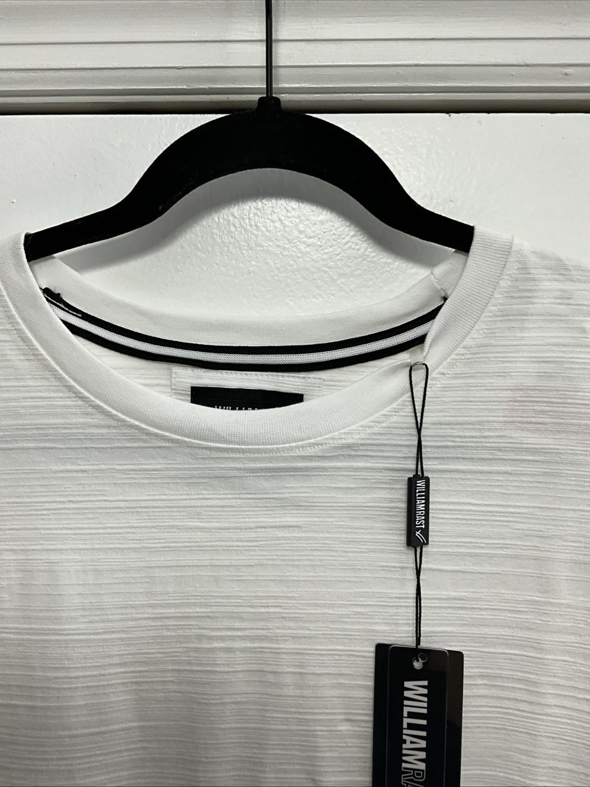 William Rast Men’s White Solid Crew Neck Short Sleeve Shirt Size Large gallery