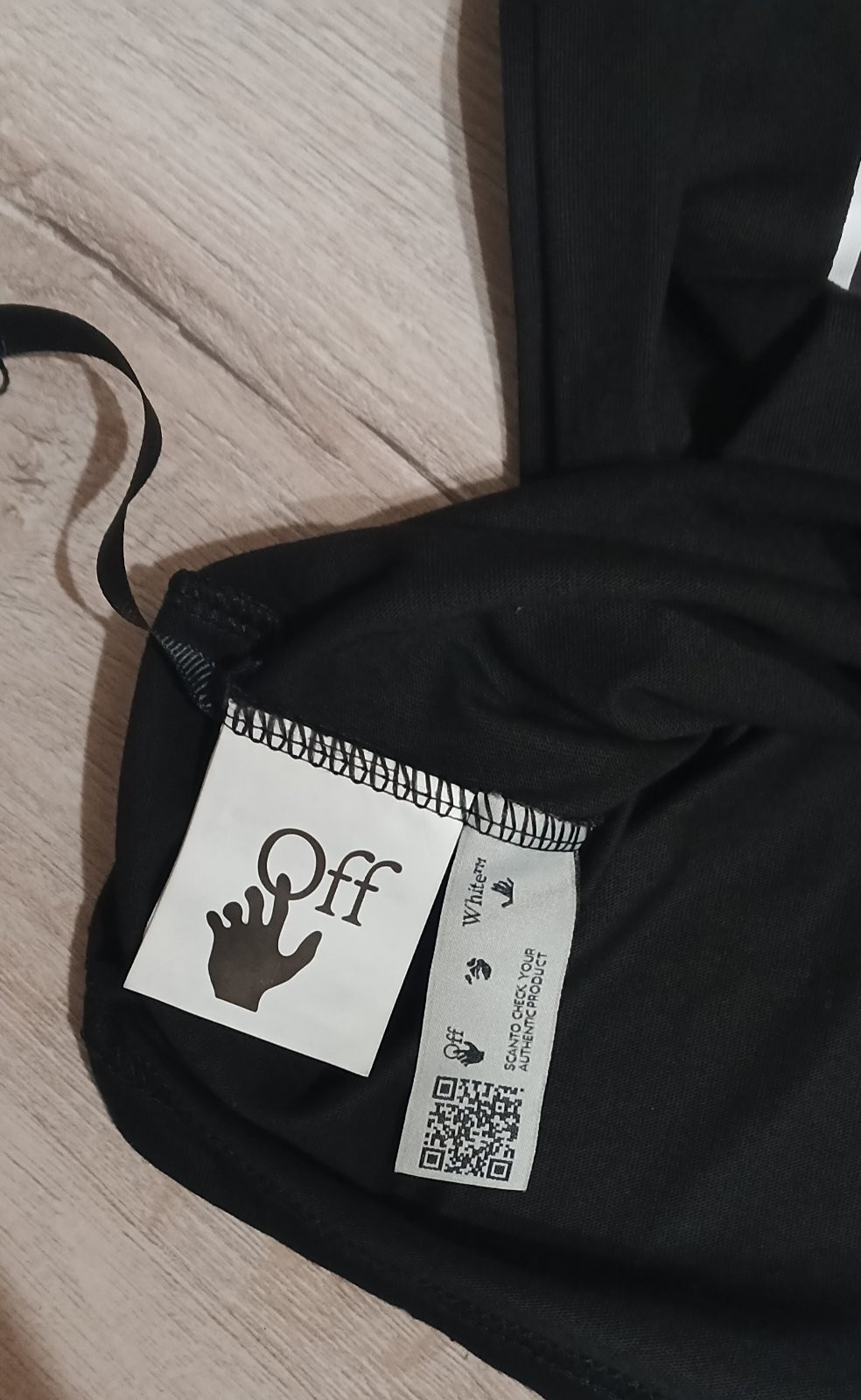 NWT Off-White Black Cotton T-Shirt Hand Logo Graphic Short Sleeve Mens Size [Siz gallery