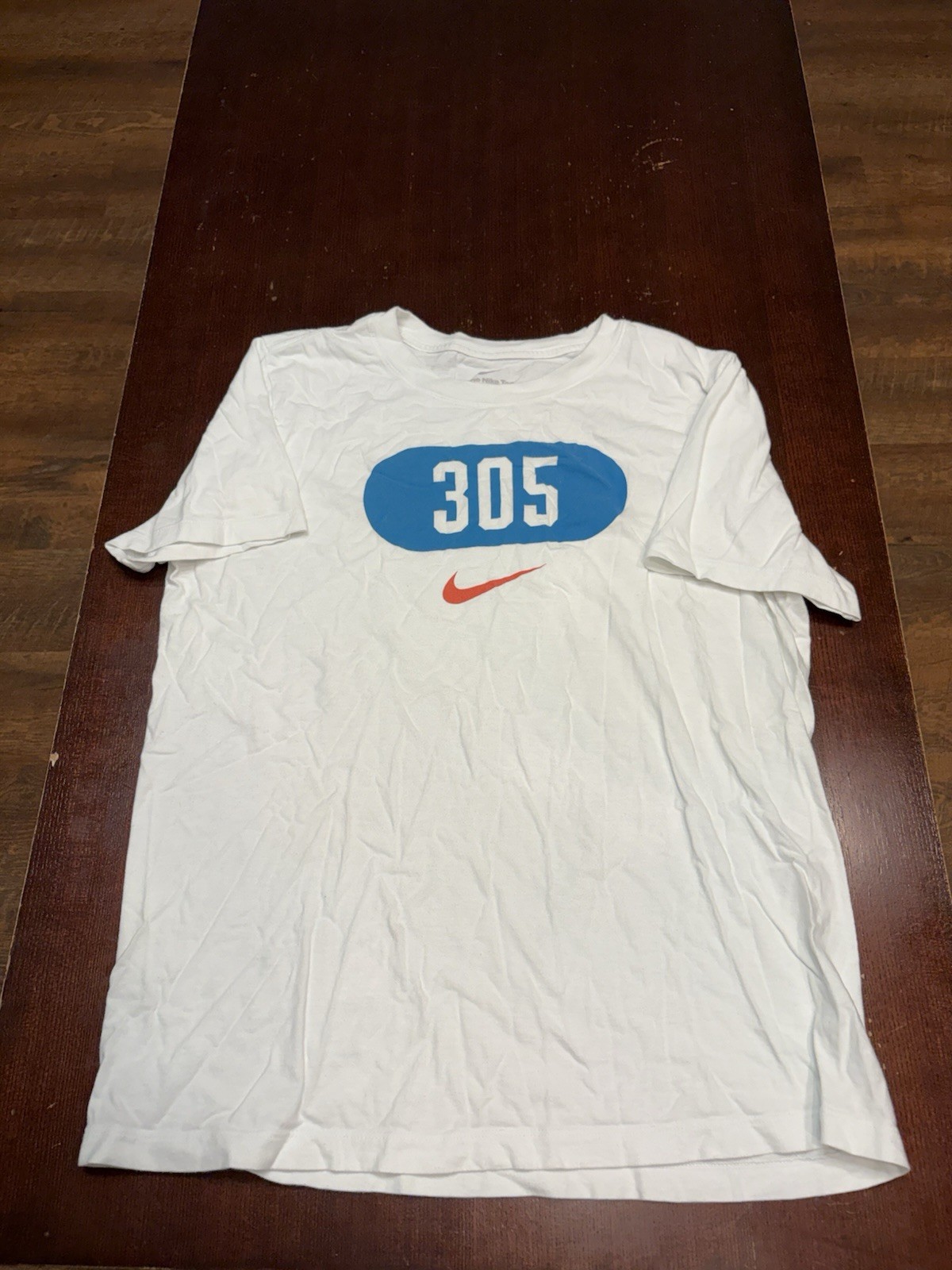 Nike The Nike Tee Men’s Cotton Graphic Logo T-Shirt White L Crew Neck