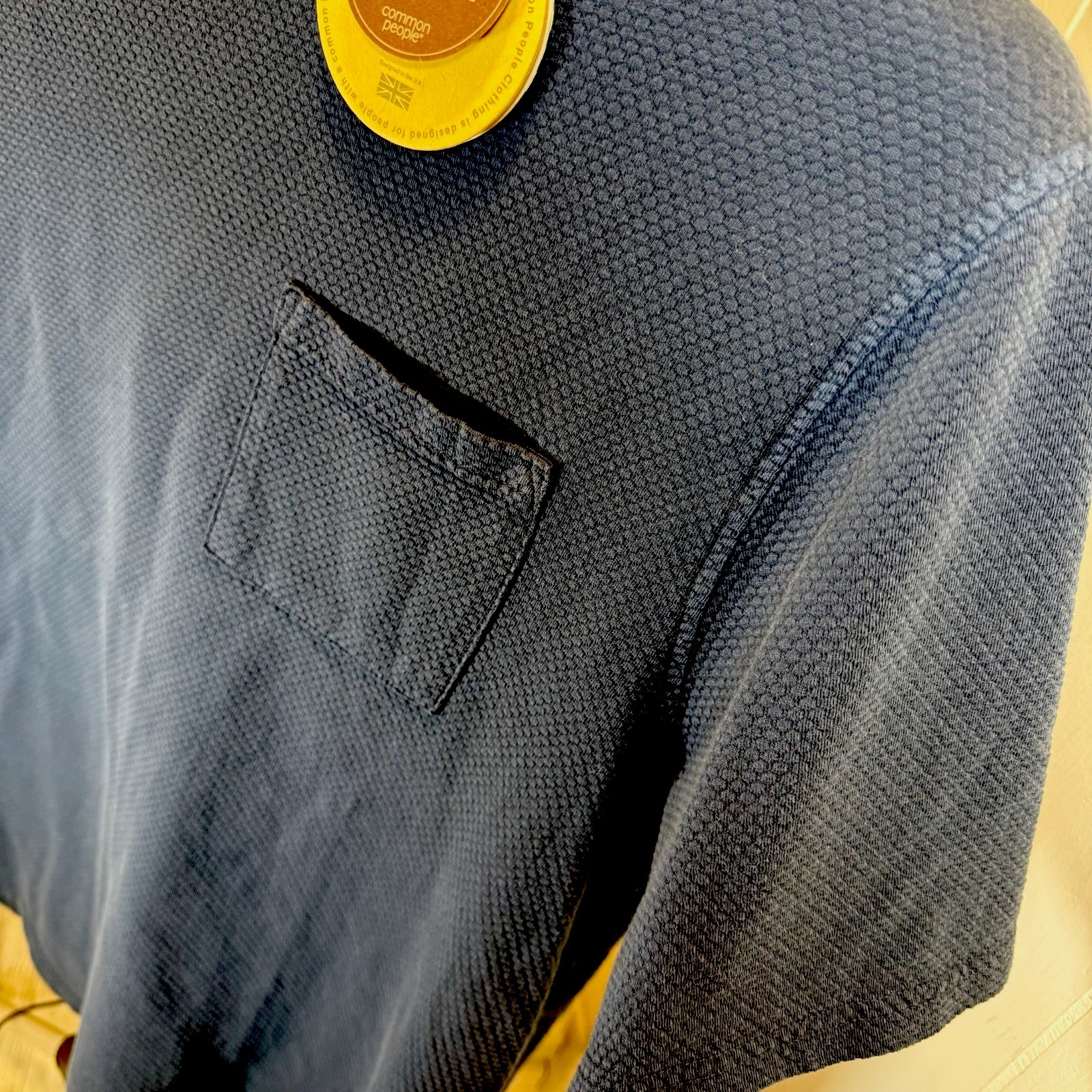 Common People Men Shirt Medium Pull Over blue popcorn texture Chest Pocket New gallery
