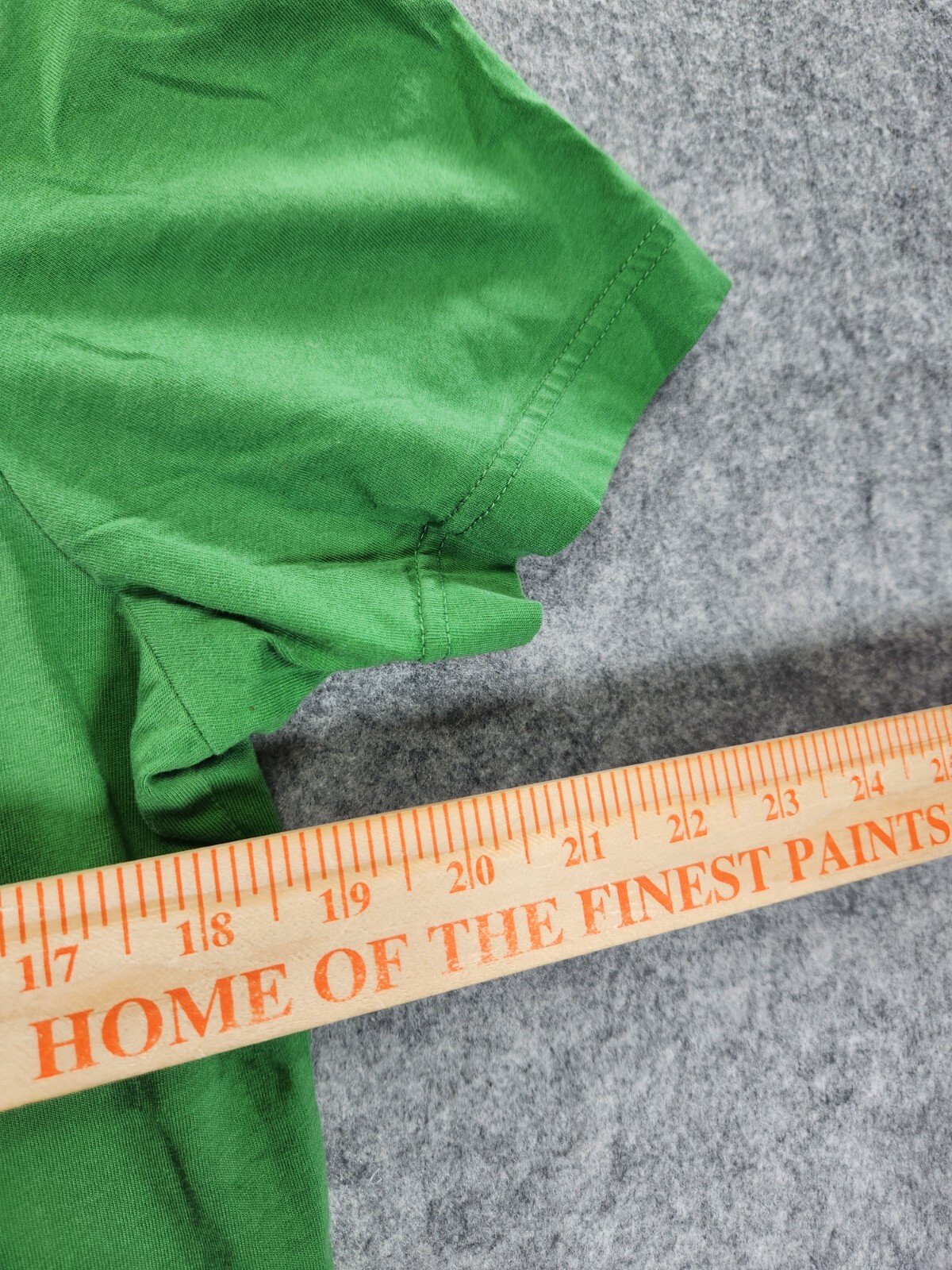 Apple Store Employee T-Shirt Short Sleeve Size Small Green Cotton Crew Neck gallery