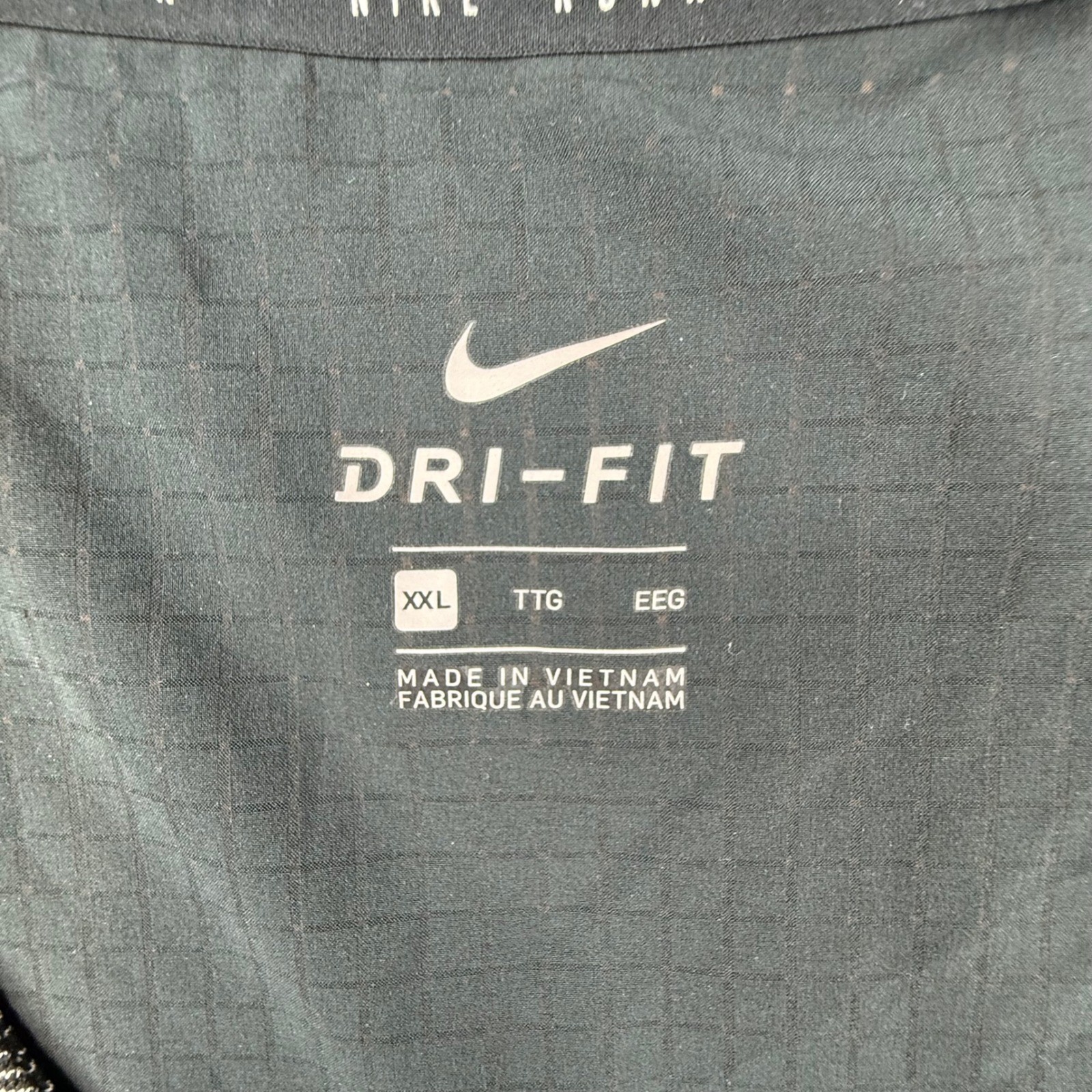 Nike Running Division Dri-FIT Mens XXL Black Gray Textured Training T-Shirt gallery