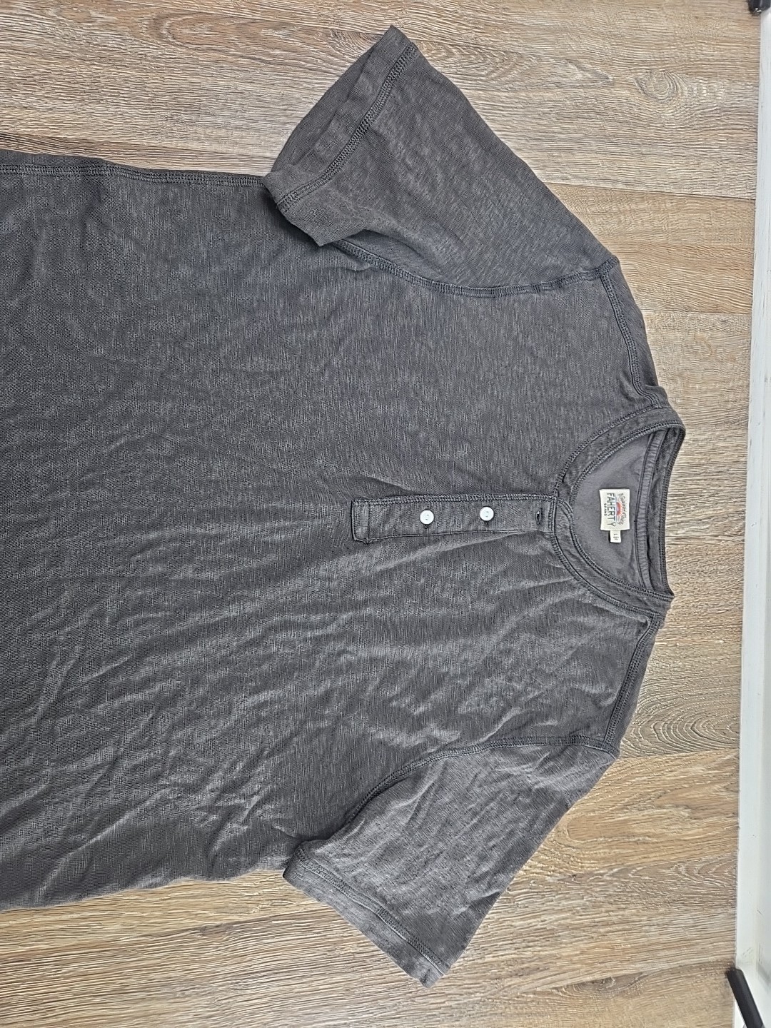 Faherty Men''s L Green Short Sleeve Henley T-Shirt Organic Linen Cotton Blend gallery