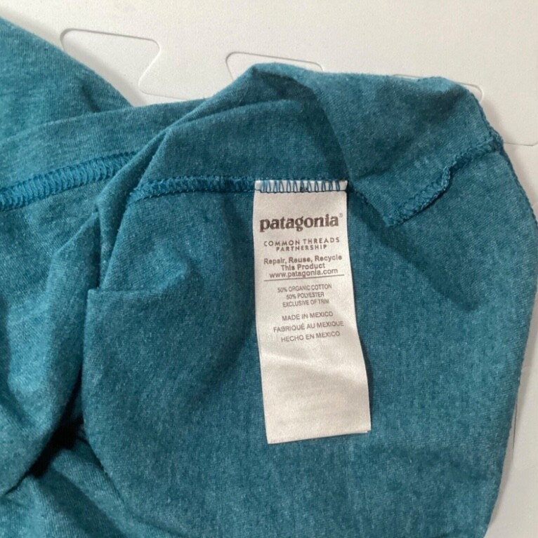 Patagonia Live Simply Car and Surf Board T Shirt Graphic T Shirt Size Small gallery
