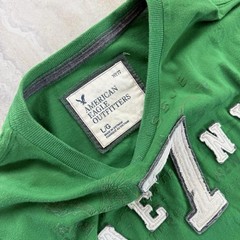 American Eagle Outfitters 2000’s Y2K VTG Green Long Sleeve Graphic Logo Tee L/G