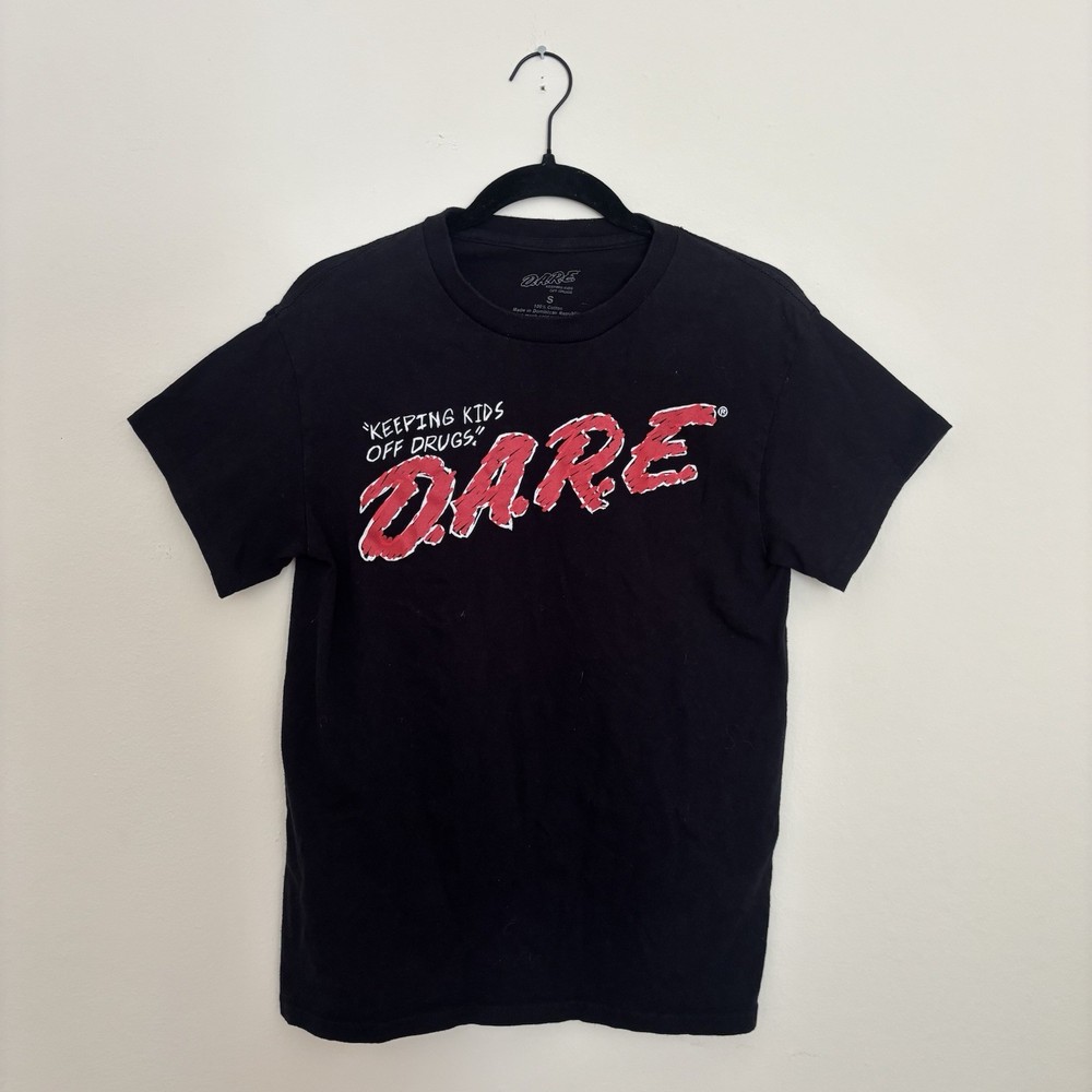 D.A.R.E. Authentic T-Shirt 100% Cotton Size Small