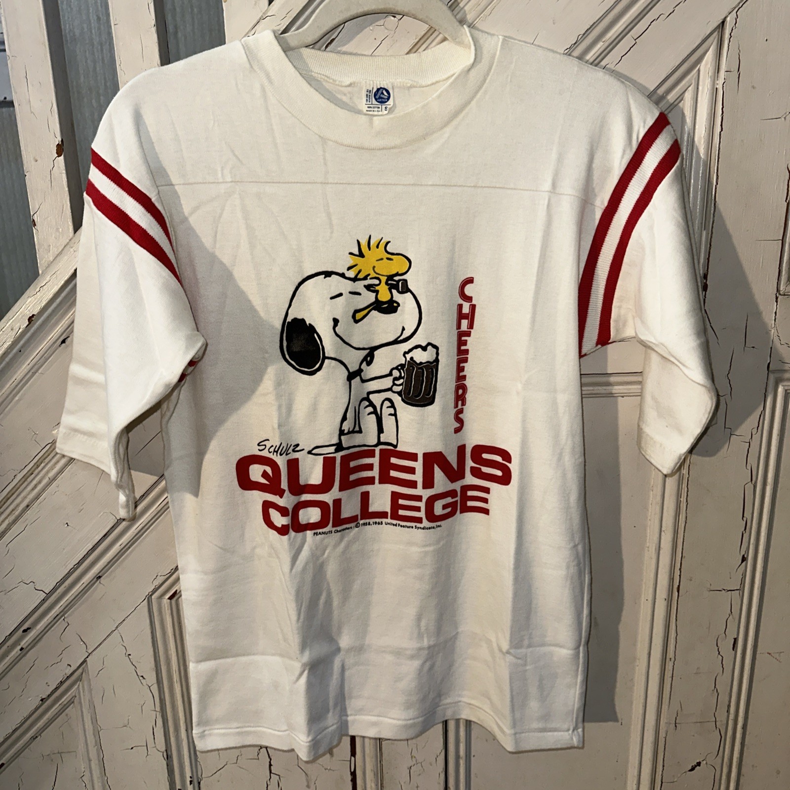 Vintage 70s 80s Artex Snoopy Queens College Raglan T-shirt Cheers Size Small gallery