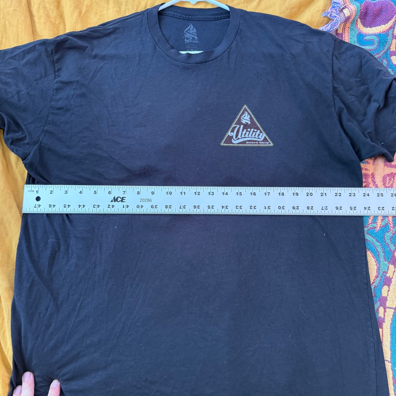 Utility Board Shop Men Black Graphic T-Shirt XL Short Sleeve Skate USA Made gallery
