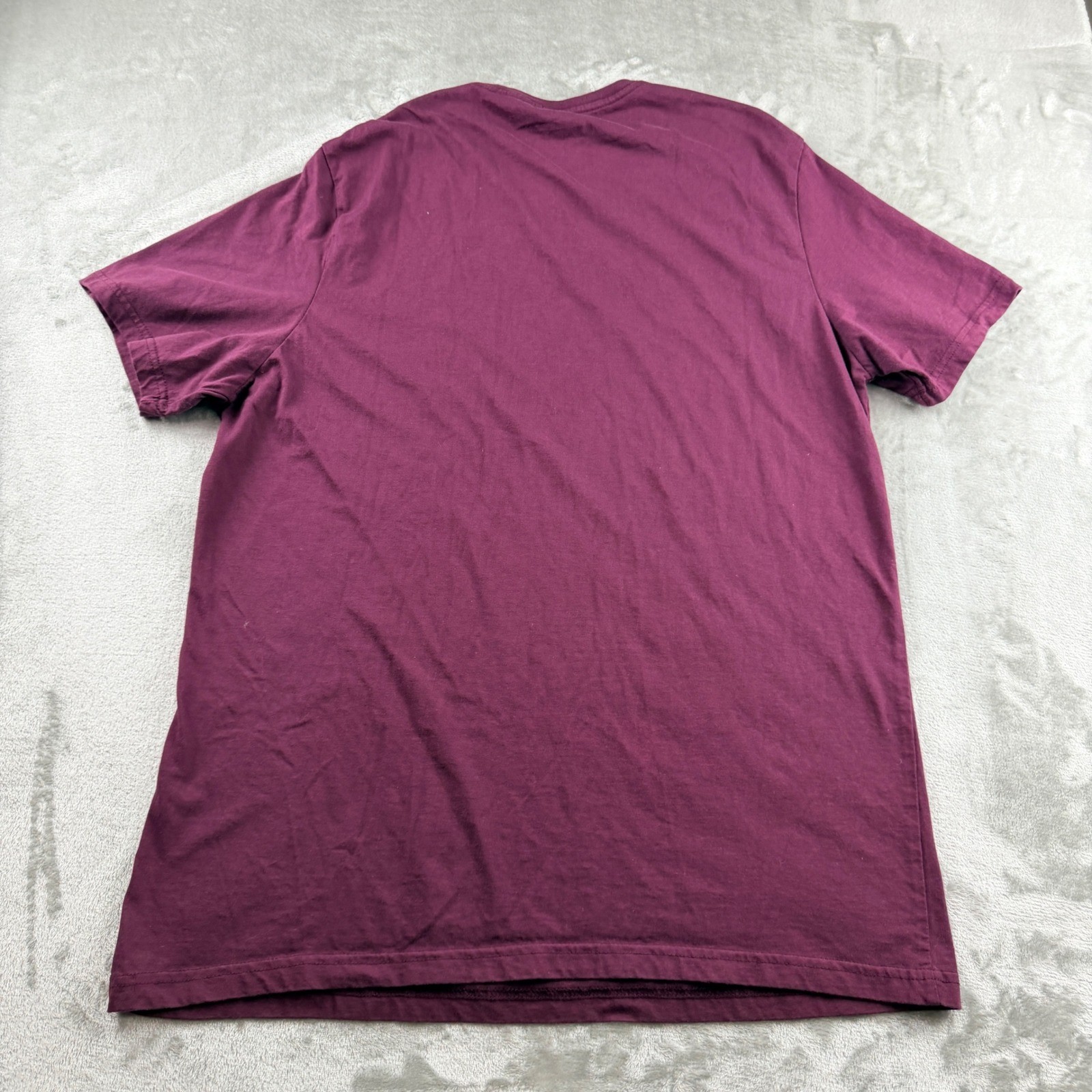 Amazon Essentials Men's XL Slim Fit Short Sleeve Crewneck T-Shirt Burgundy gallery