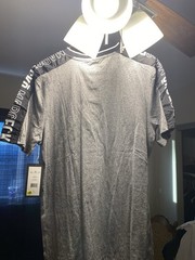 Marc Ecko Men’s Solid V-Neck Short Sleeve Knit Polyester Logo T-Shirt Gray L