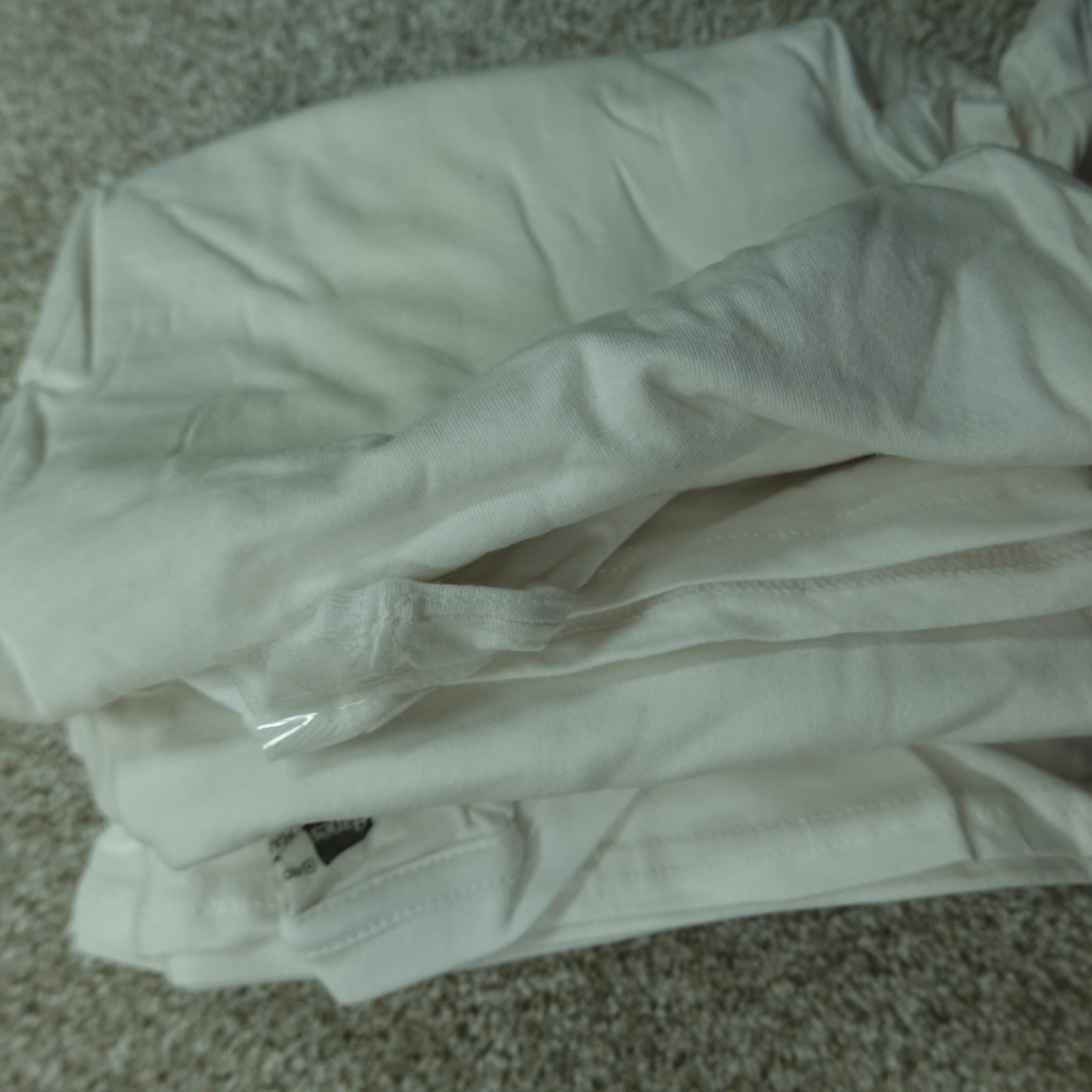 Hanes Shirts Mens Extra Large 46/48 White Cotton Stretch Comfort Fit 4 Pack gallery