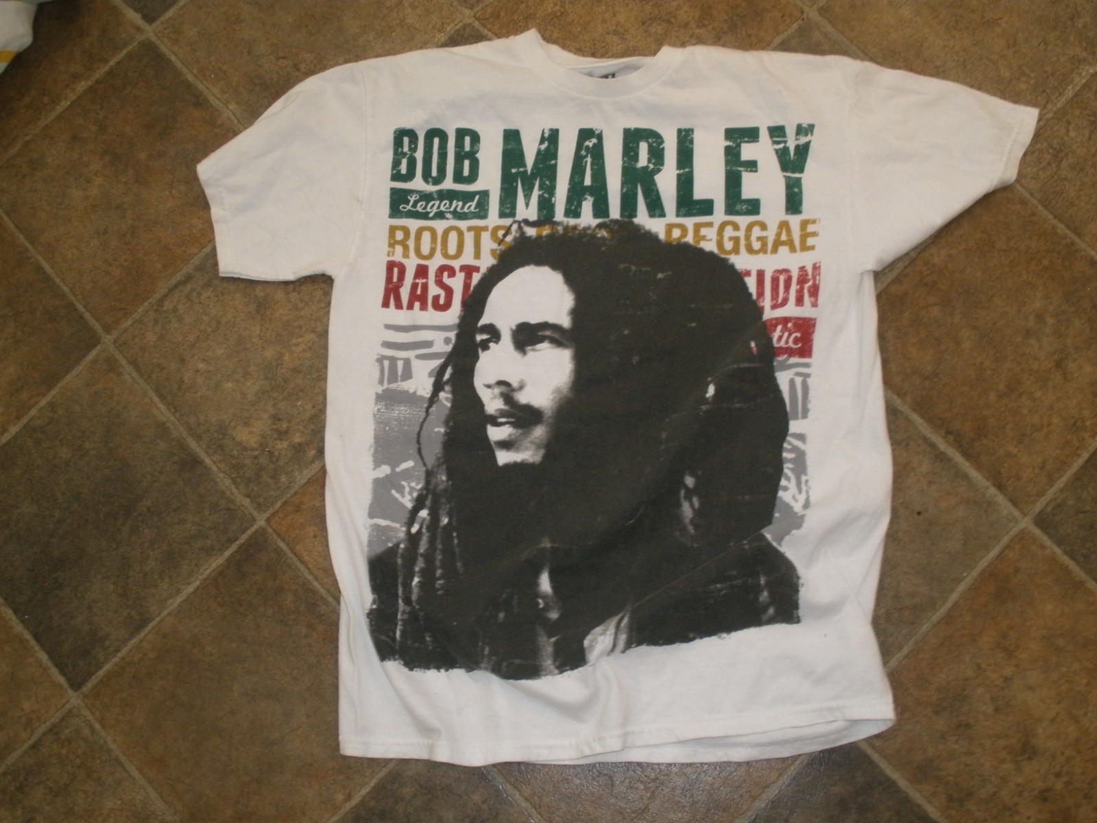 Vintage Adult White T-Shirt M Bob Marley Legend (see description)(81A) gallery
