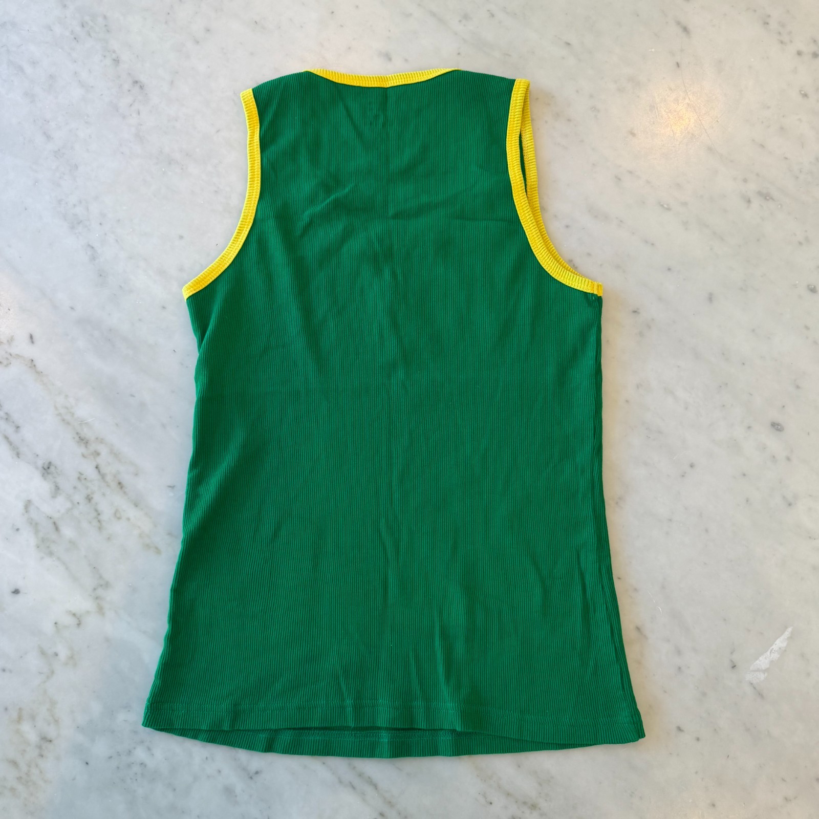 Knit Knot Jamaica Ribbed Tank Top Green Yellow Trim Flag Graphic Size XXL gallery