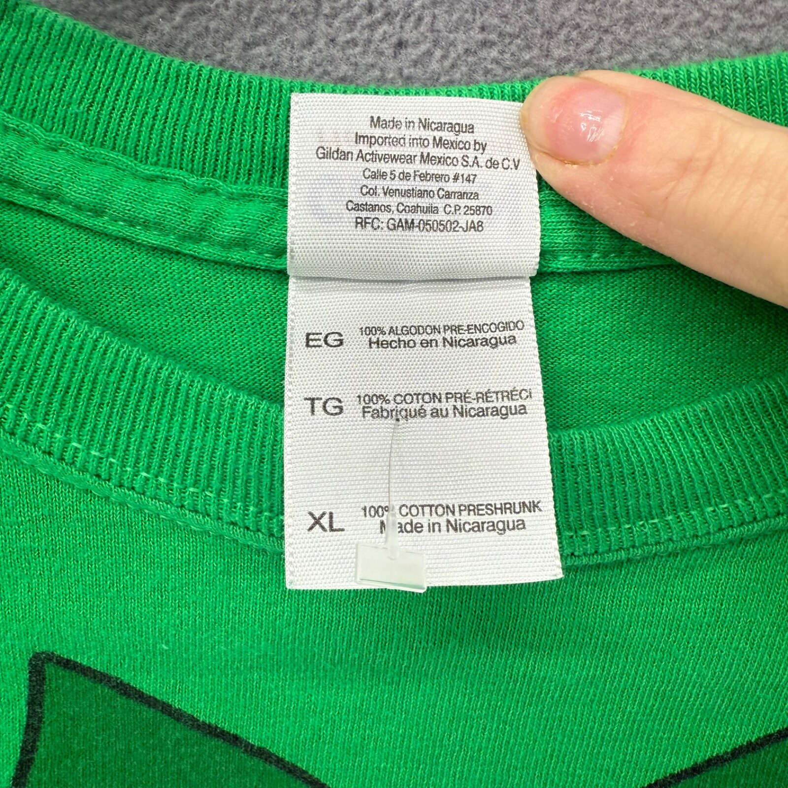 Formal Suit and Bow Tie T Shirt Extra Large Shamrock Green Gildan Heavy Cotton gallery