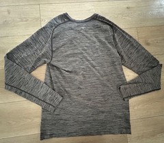 Medium Lululemon Metal Vent Tech Surge Long Sleeve Black / Anchor shirt