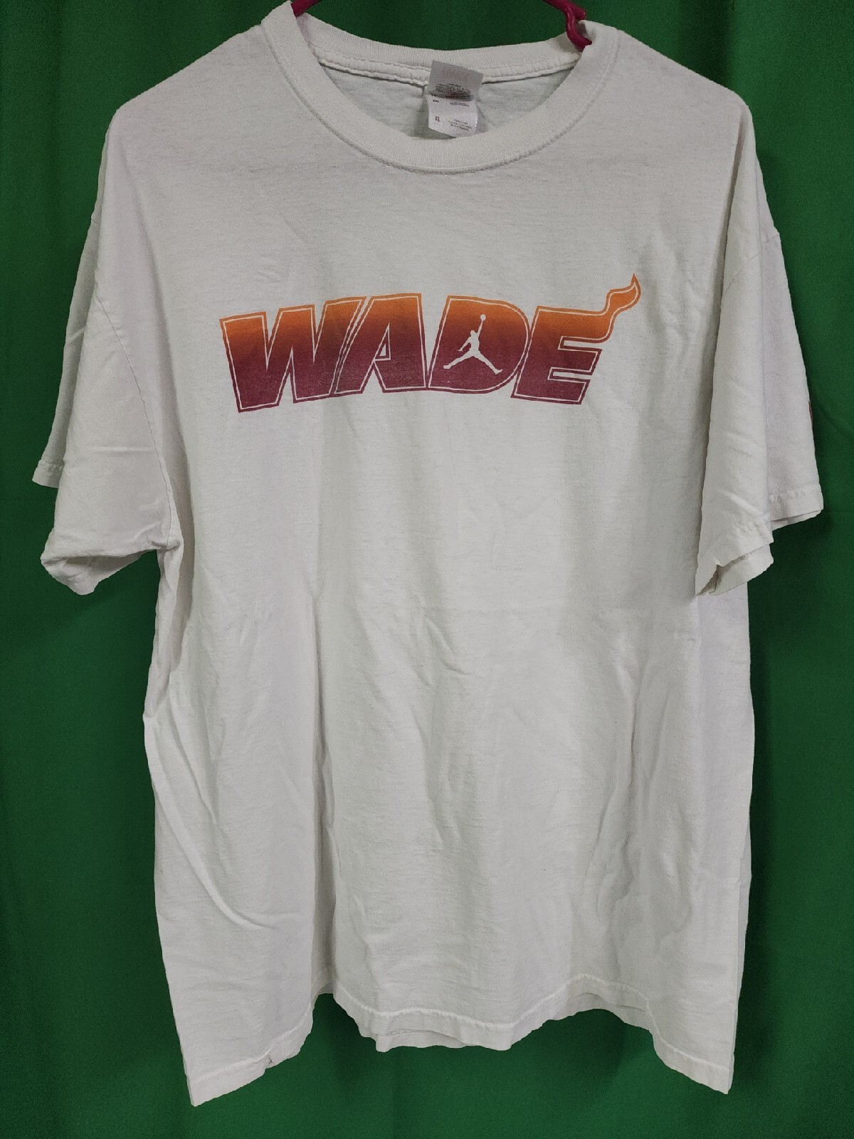 Dwyane Wade Spell out sport Miami Heat XL Men White T-shirt SGA Jordan gallery