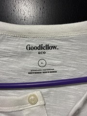 Goodfellow & Co White Short Sleeve Henley T-Shirt Size XL