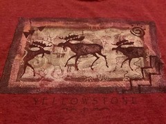 VINTAGE YELLOWSTONE ECO MOUNTAIN MOOSE GRAPHIC T-SHIRT ( MENS 2XL ) BRICK RED