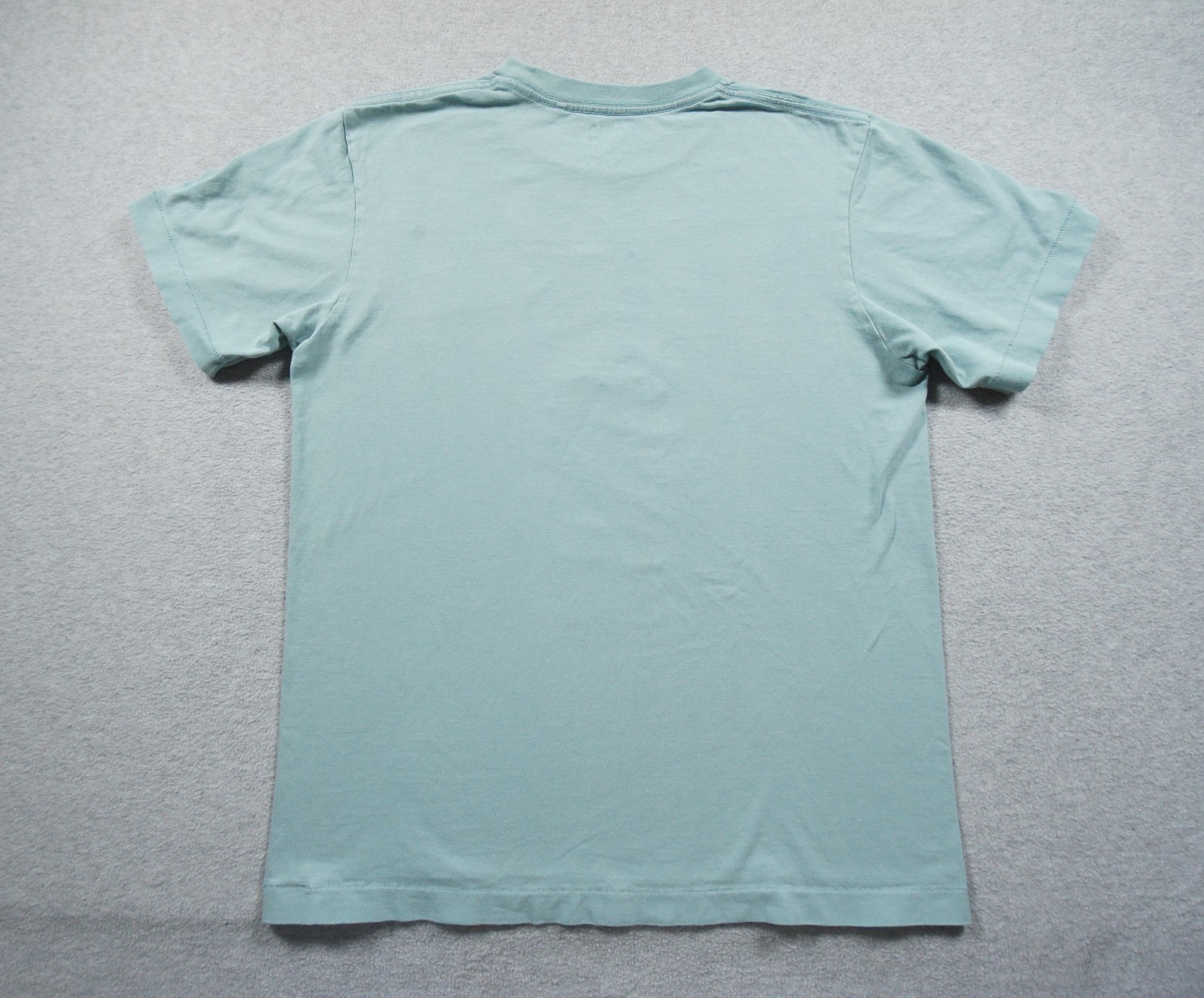 Uniqlo Shirt Mens Small Blue KAWS Streetwear Graphic Art Tee Short Sleeve Adult gallery