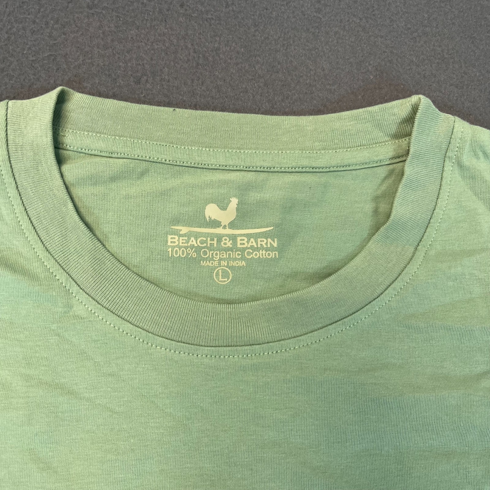 Beach & Barn Men's Lg Green Short Sleeve T-shirt Chest Pocket Logo 100% Cotton gallery
