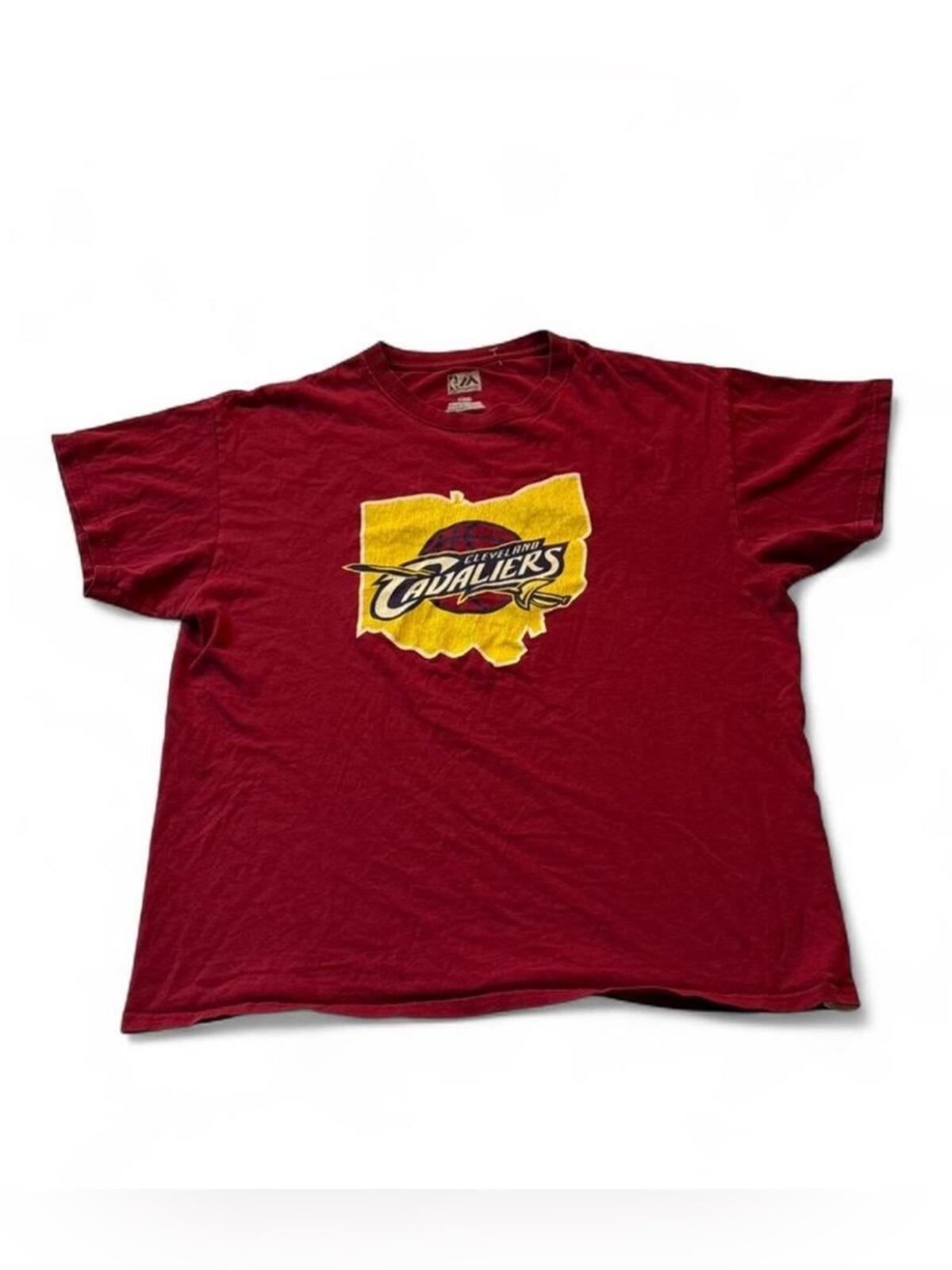 Majestic NBA Collab Cleveland Cavs Logo Tee in Deep Red