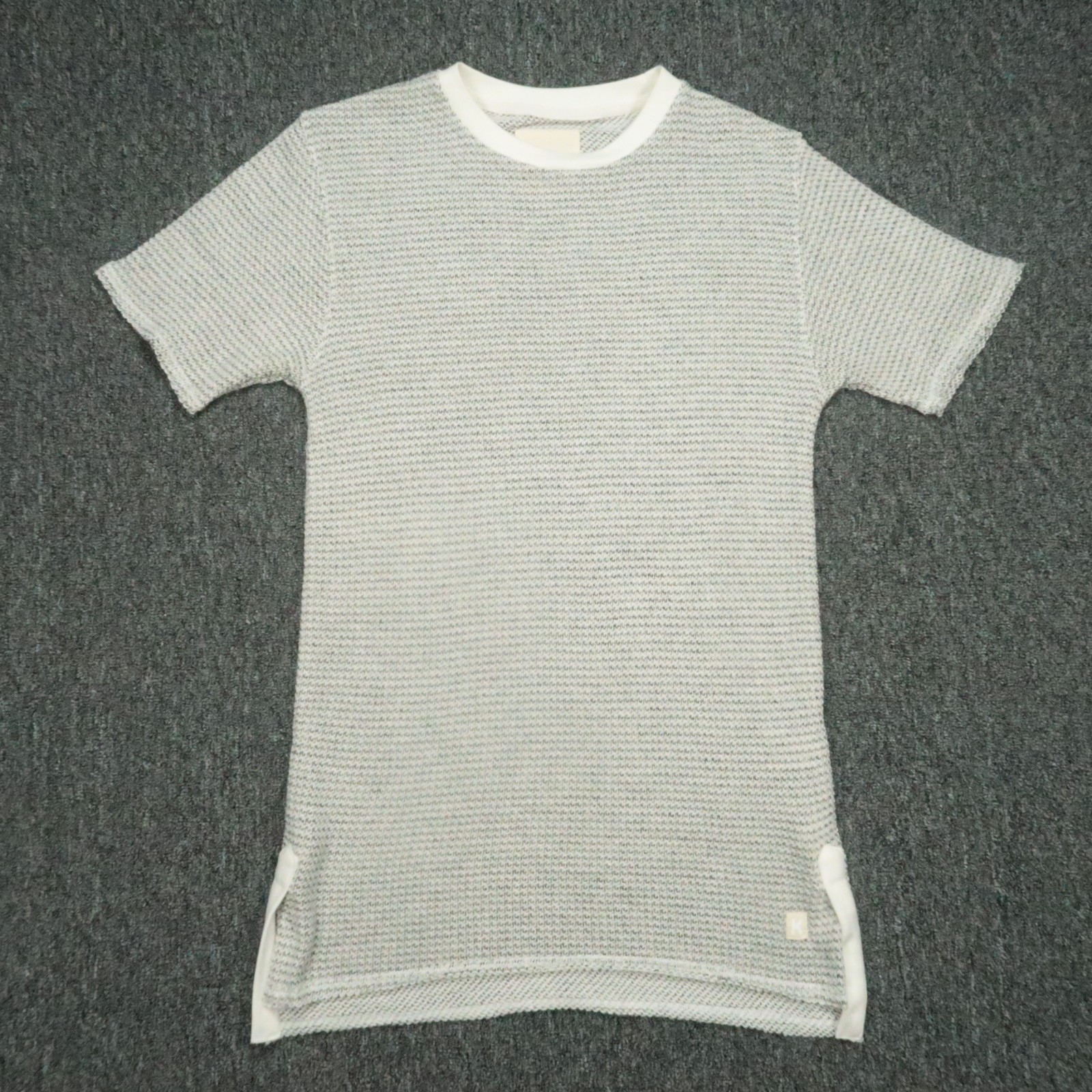 Kith Shirt Mens Extra Small Gray Beige Short Sleeve Knit Crew Long Length gallery