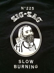 ZIG ZAG slow Burning papers logo 420 blaze tee t-shirt MEDIUM M unisex hanes