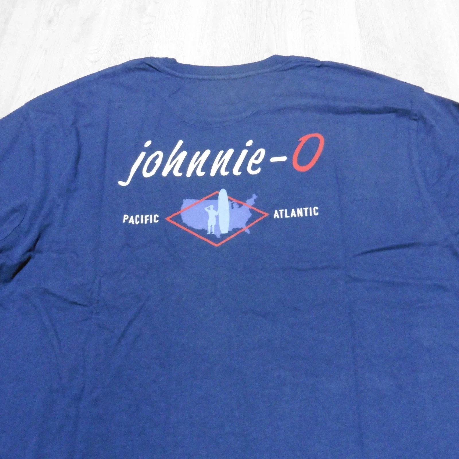 Johnnie-O Men's M Coastal Way Crewneck T-Shirt Navy Blue LS Graphic Print gallery