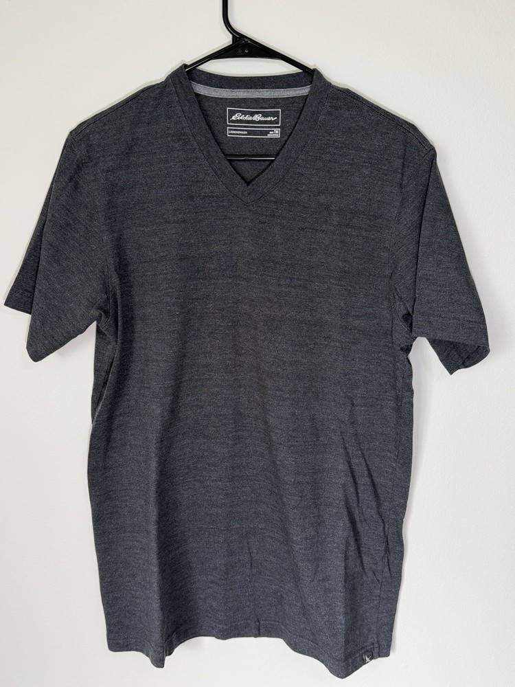 Eddie Bauer Men M Gray V-Neck Short Sleeve T-Shirt