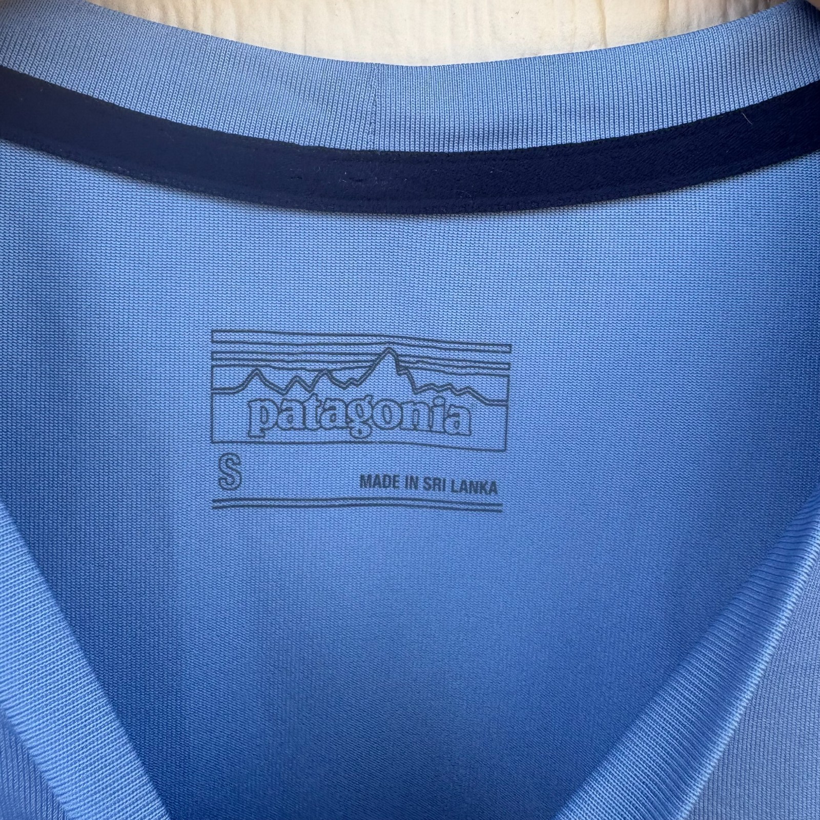 Patagonia RØ Sun Shirt Men's Small Railroad Blue UPF Beach Surf Outdoor Summer gallery